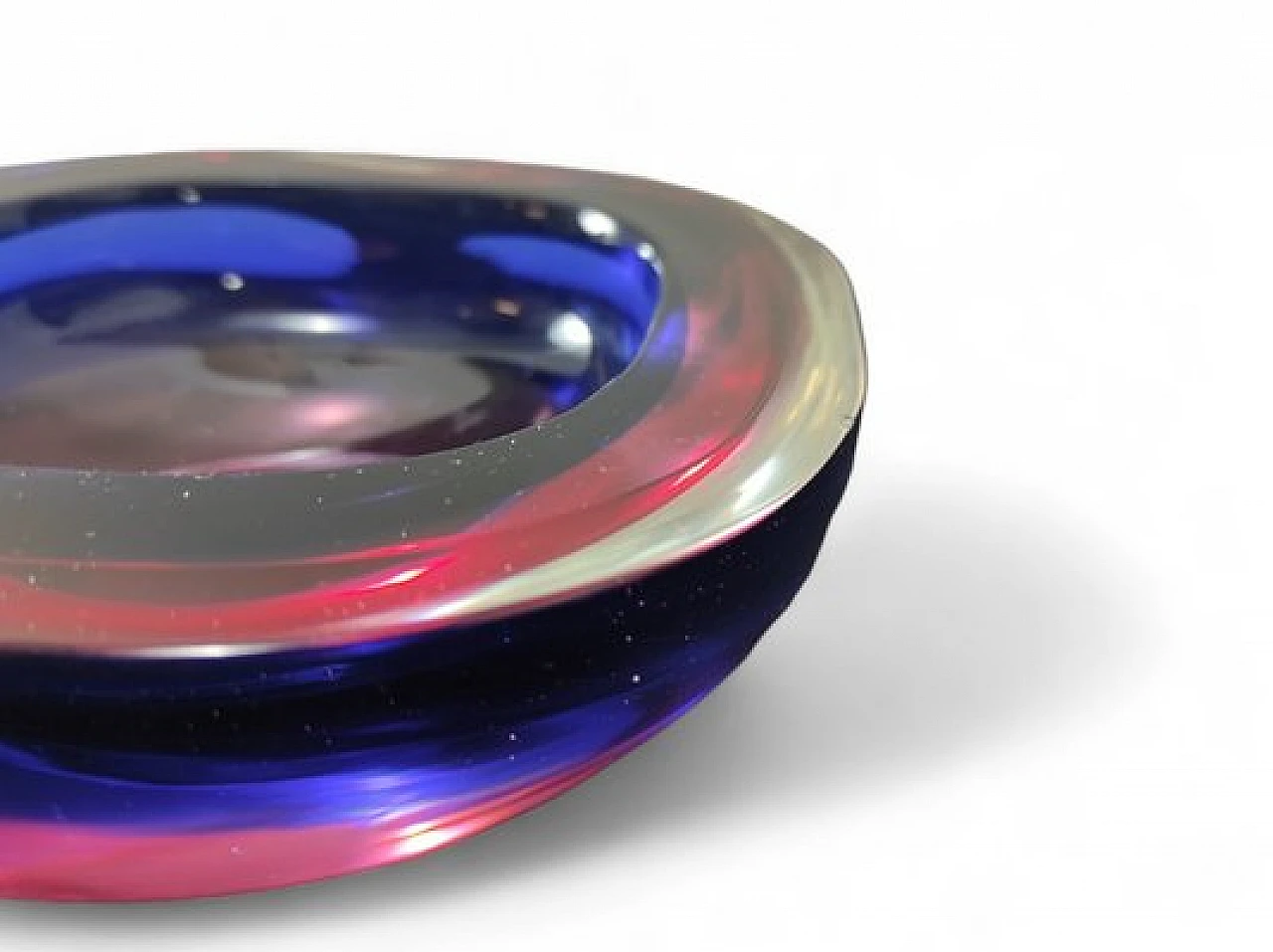 Pair of colored Murano glass ashtrays, 1970s 6