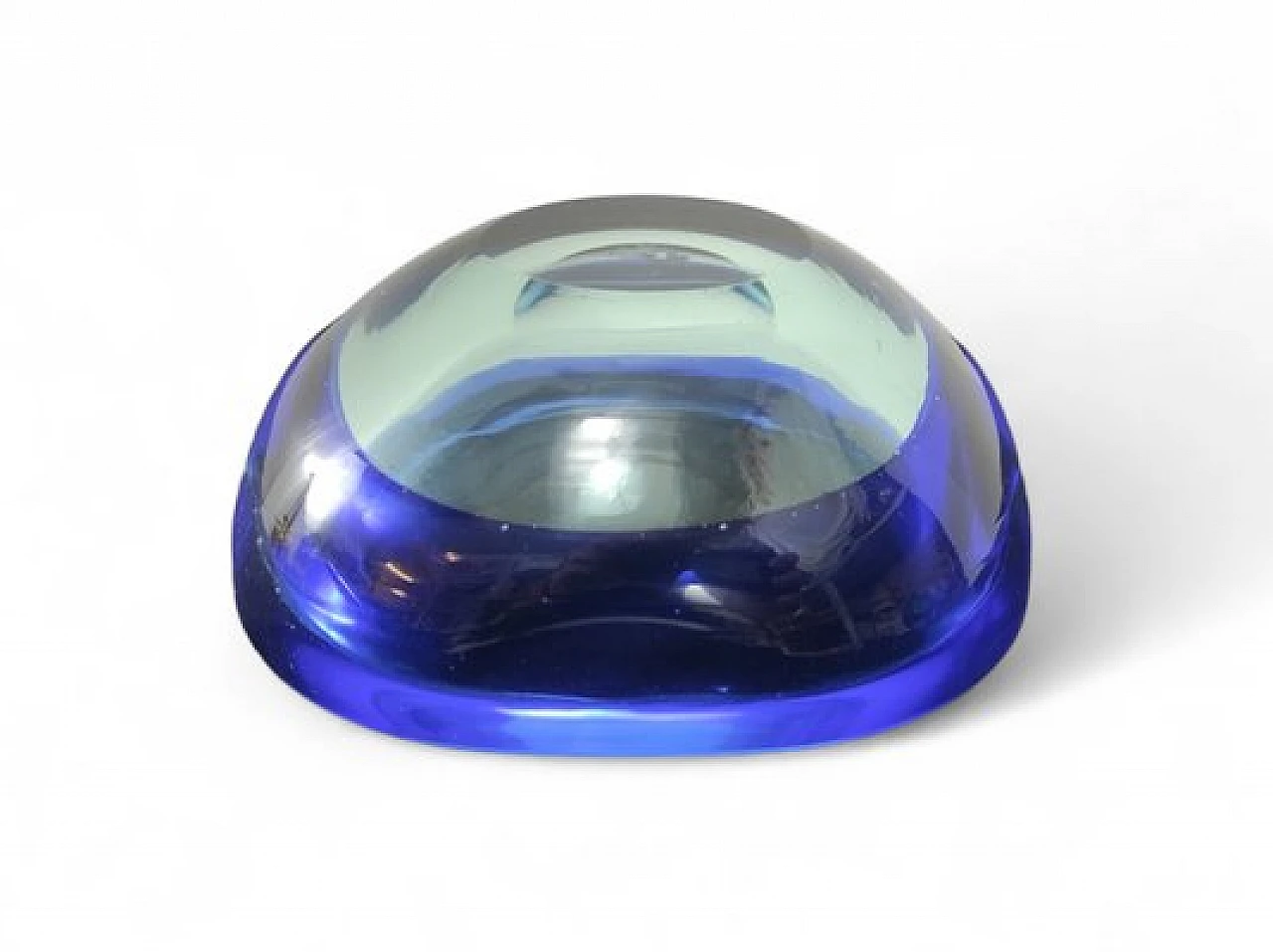 Pair of colored Murano glass ashtrays, 1970s 7