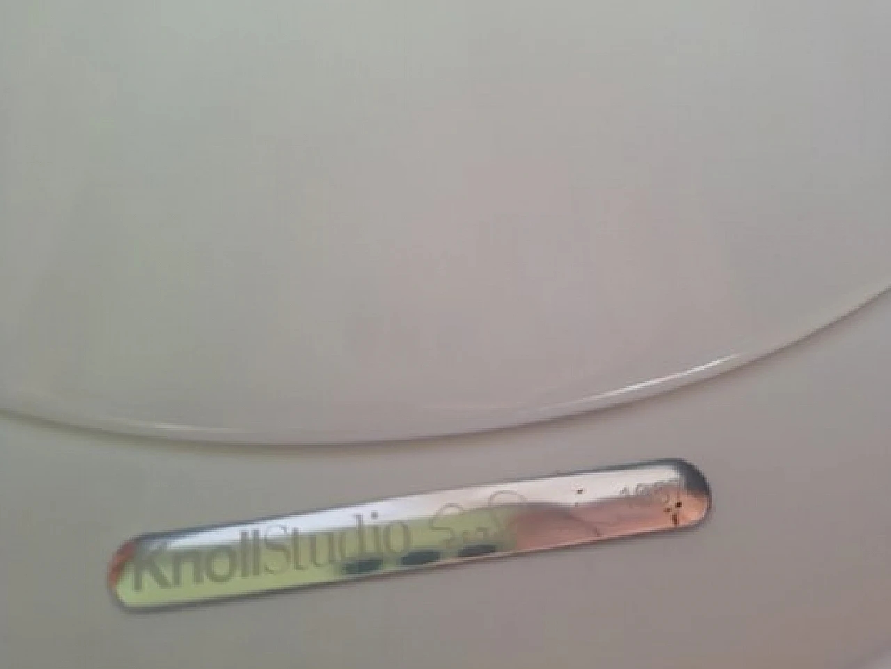 Tulip table by Eero Saarinen for Knoll, 1960s 15