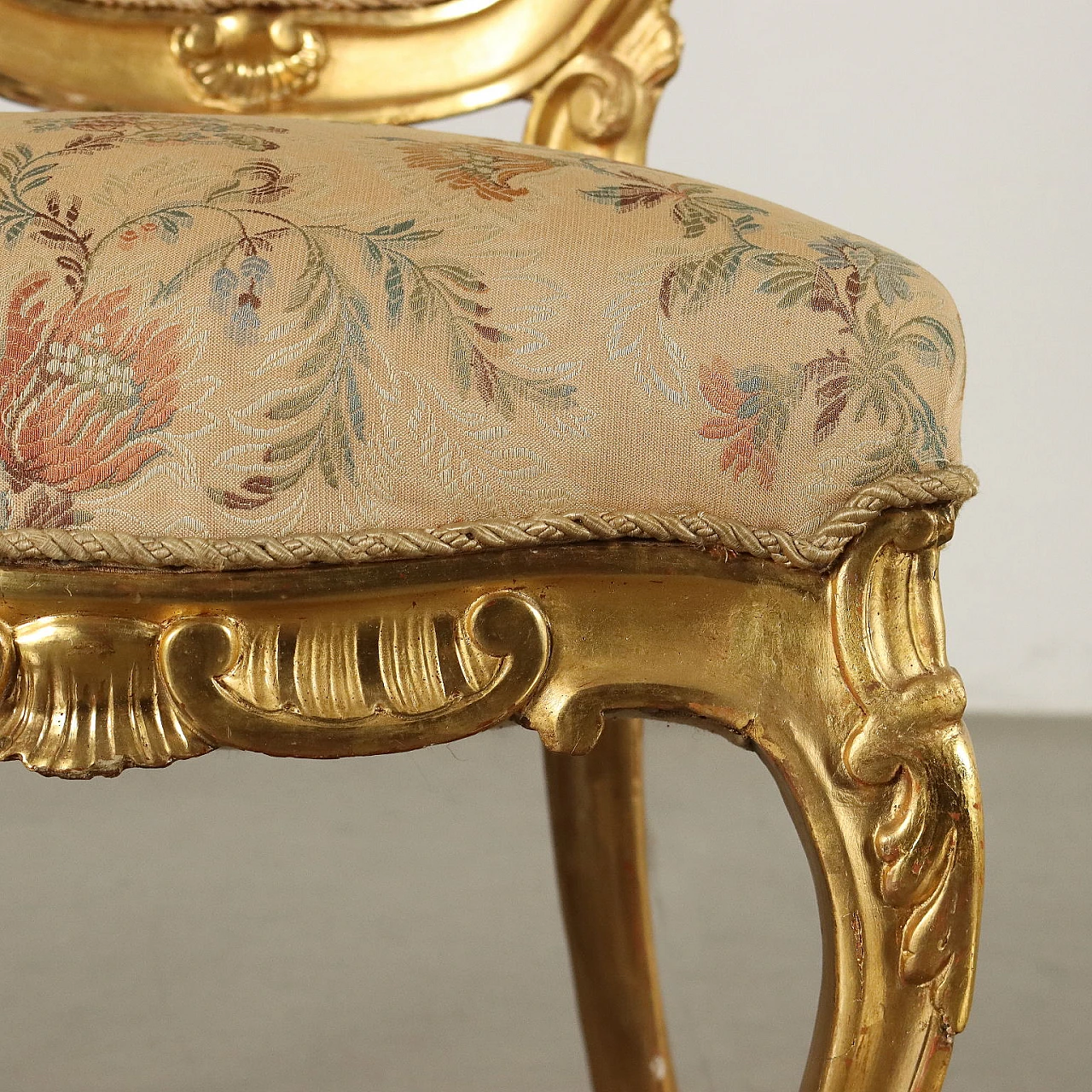 4 Neo-Baroque gilded wooden chairs, late 19th century 6