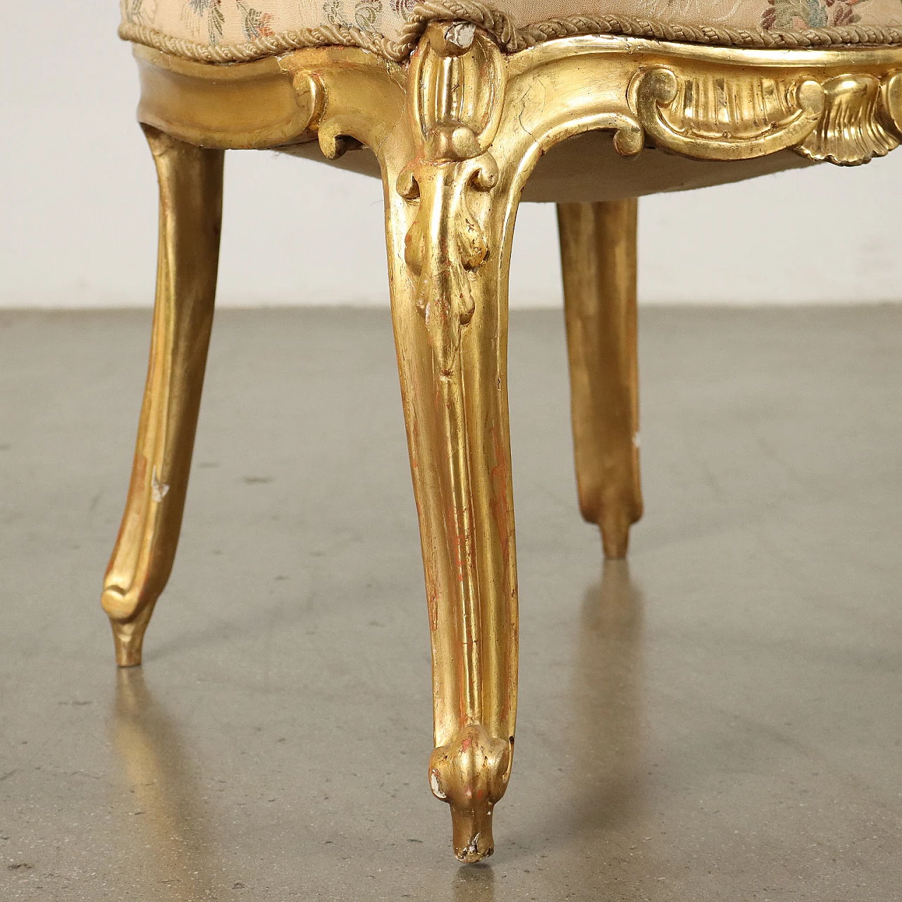 4 Neo-Baroque gilded wooden chairs, late 19th century 7