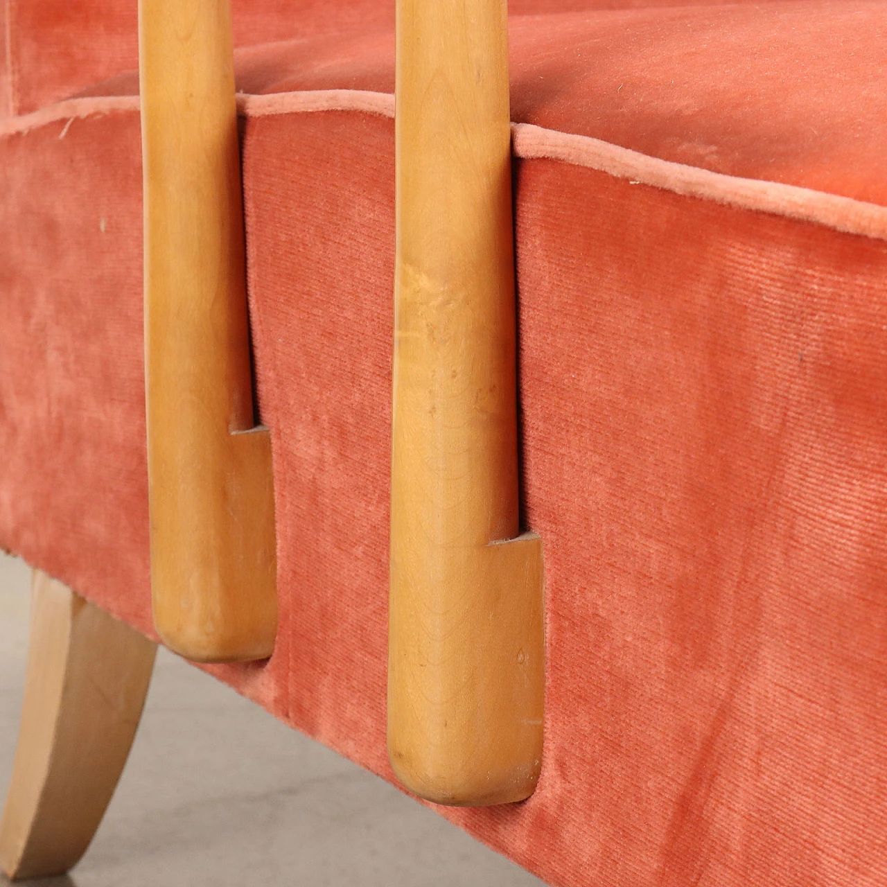 Coppia di Poltrone con poggiapiedi in legno e tessuto, anni '80 7