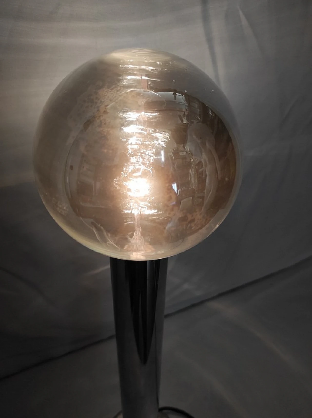 Table lamp with sphere in chromed metal, 1960s 7