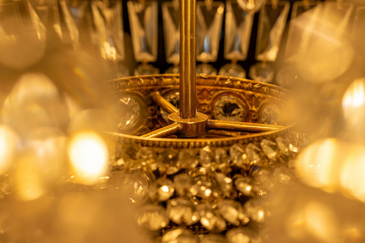 Lampadario in stile Impero in ottone e cristallo di Boemia, anni '50 14