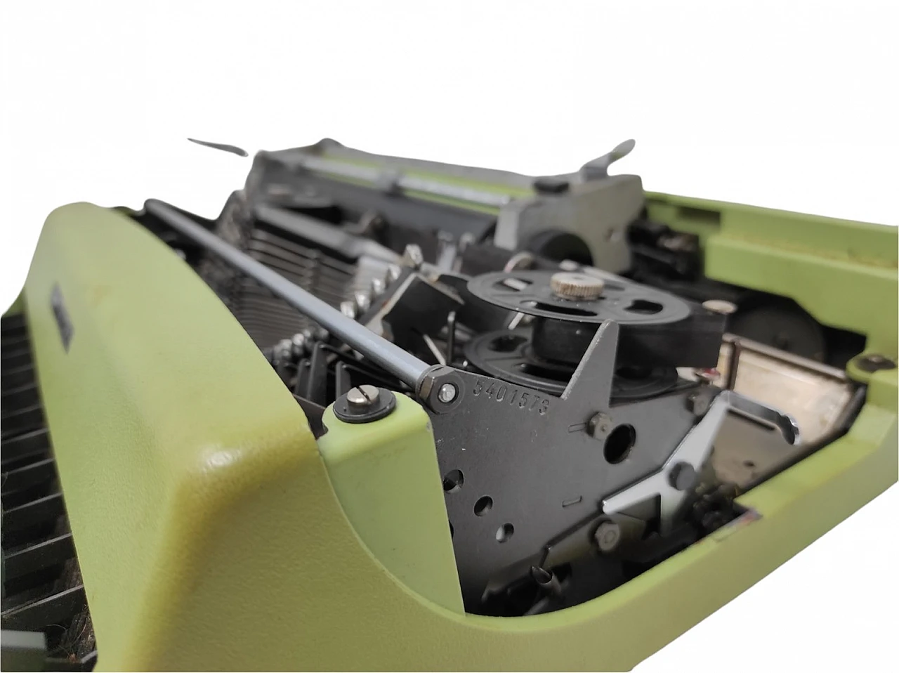 Macchina da scrivere Letter 32 di M. Nizzoli per Olivetti, anni '60 14