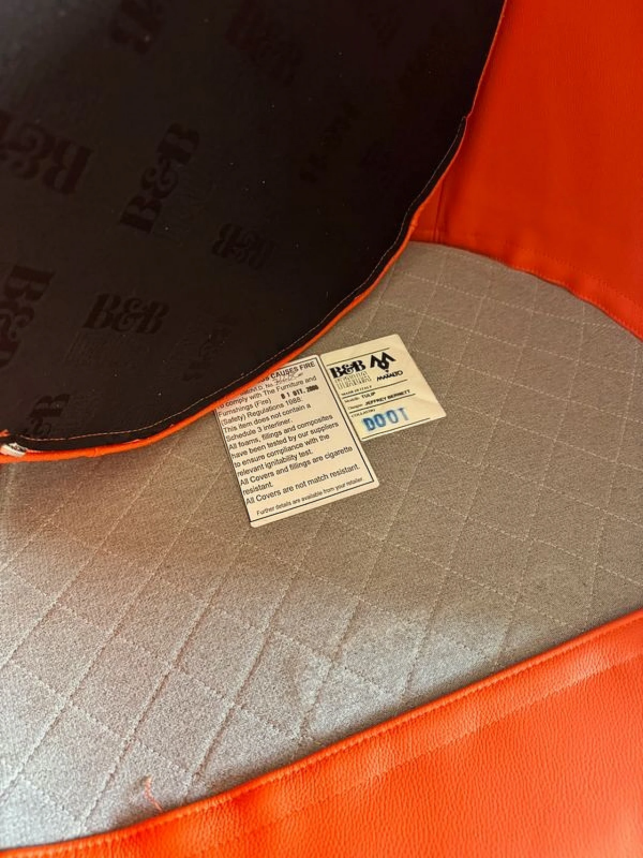 Coppia di poltrone Tulip di Jeffrey Bernett per B&B Italia 6