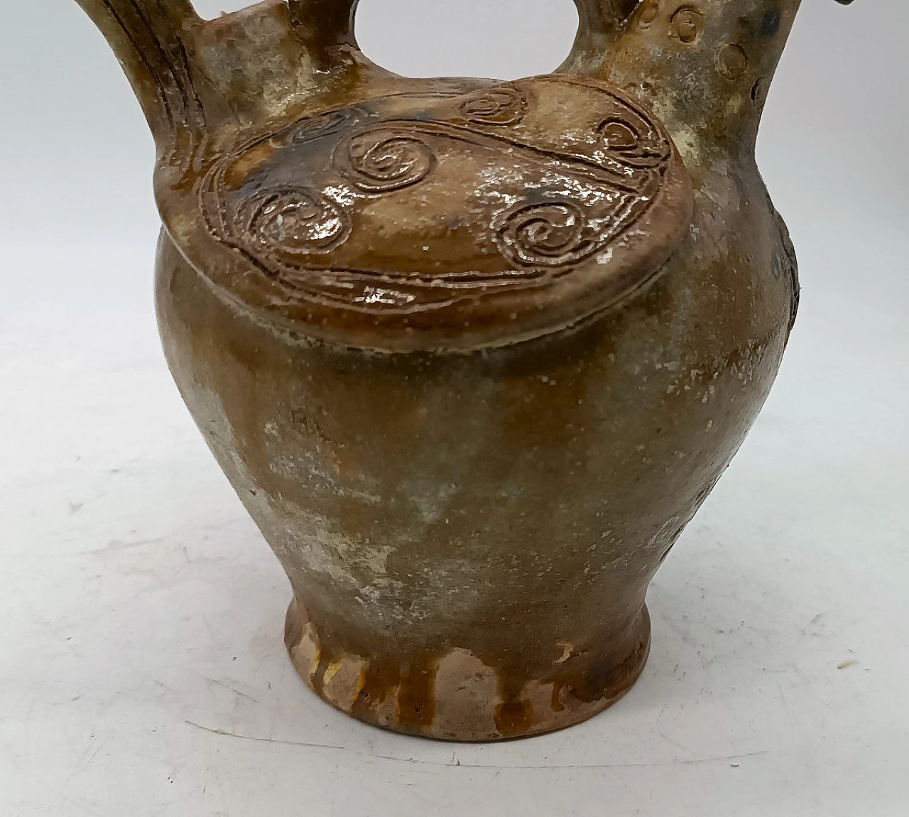 Brocca da vino a forma di gallo in maiolica invetriata, '700 4