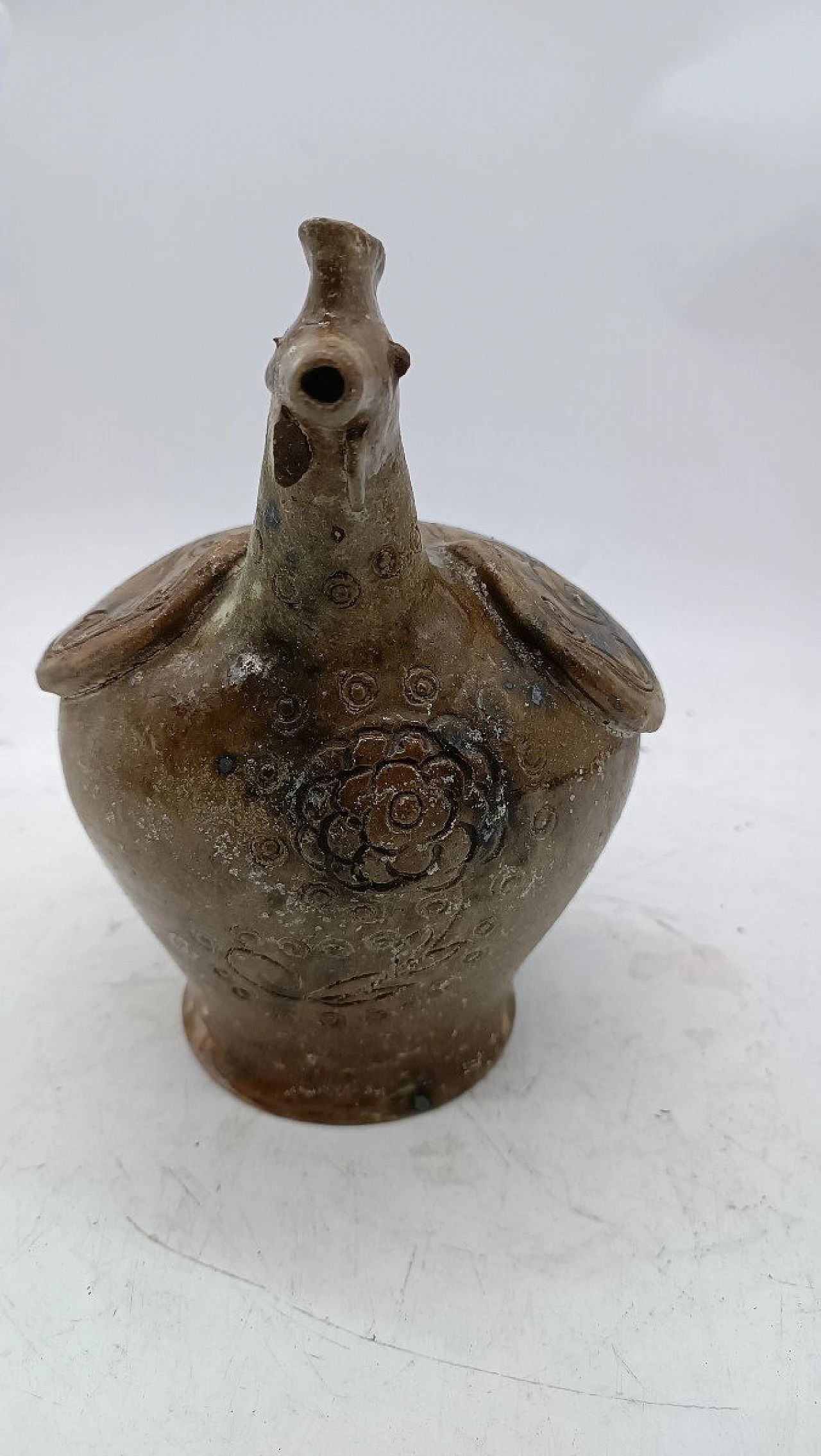 Brocca da vino a forma di gallo in maiolica invetriata, '700 5