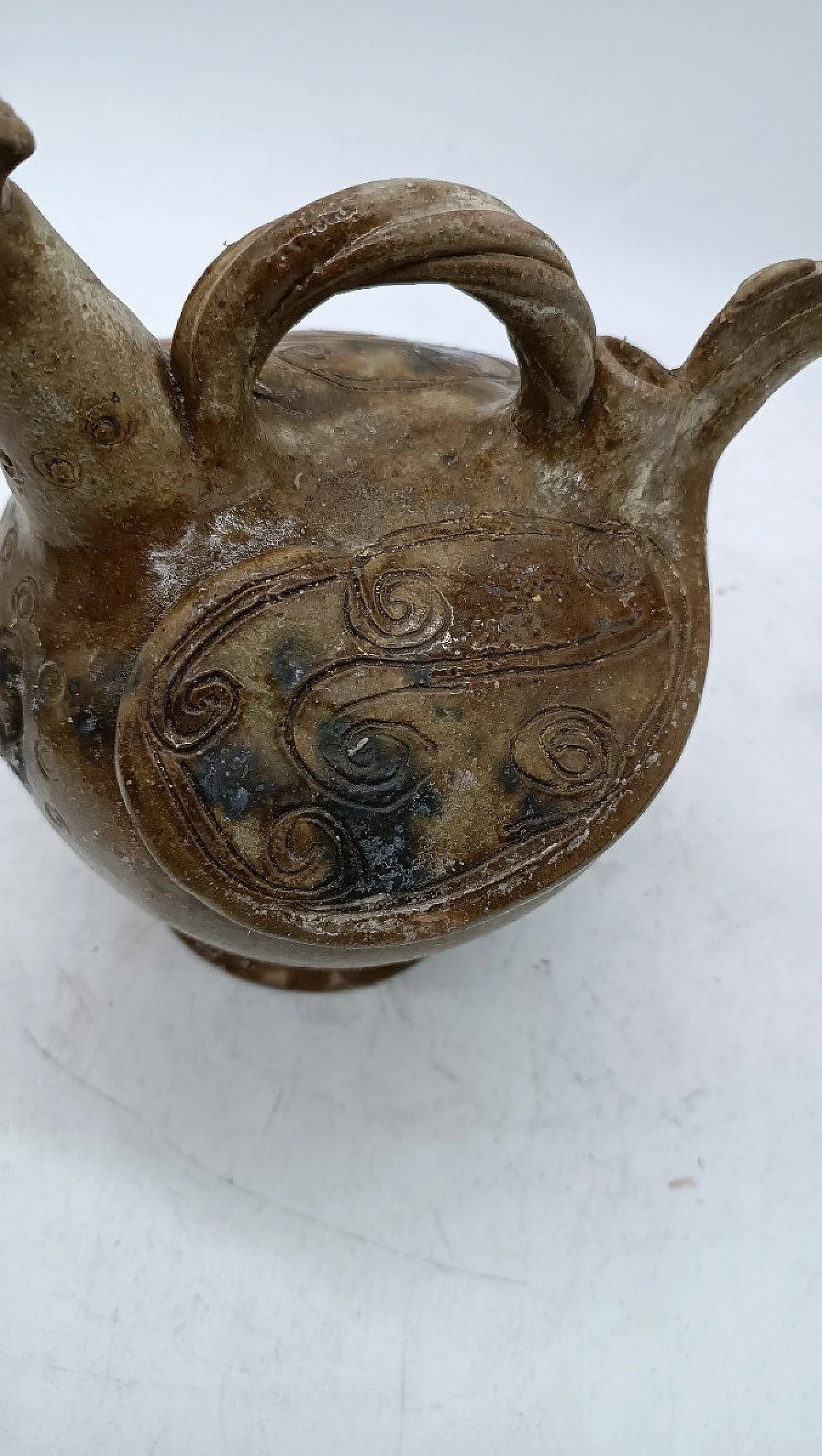 Brocca da vino a forma di gallo in maiolica invetriata, '700 8