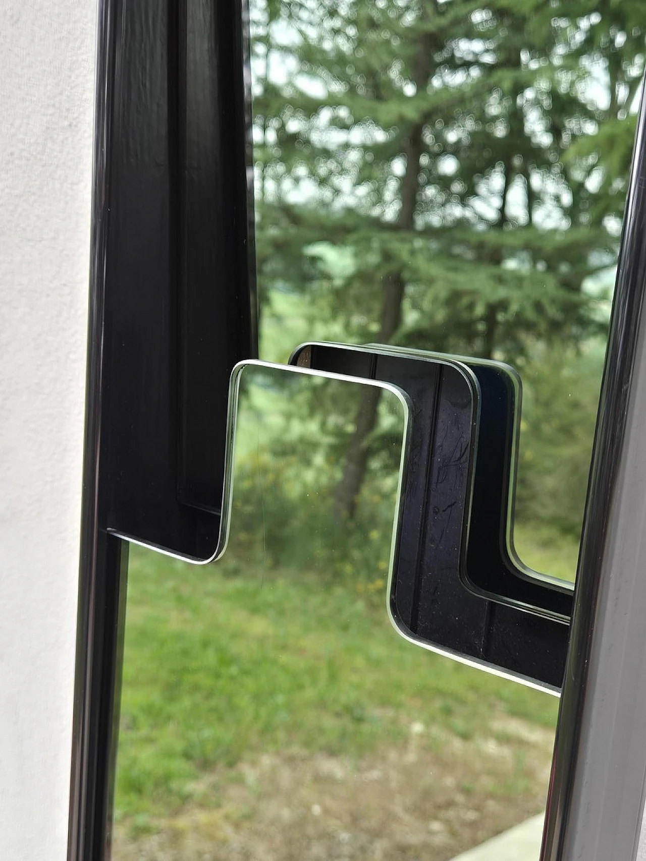 Pair of Gronda mirrors by Luciano Bertoncini for Elco, 1970s 4