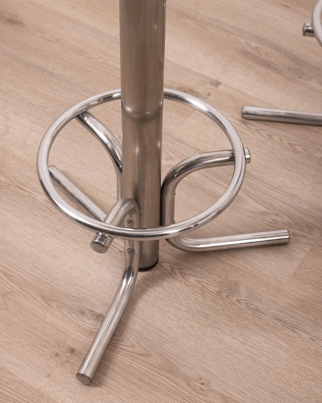 3 Stools in chromed metal with green velvet seat, 1970s 6