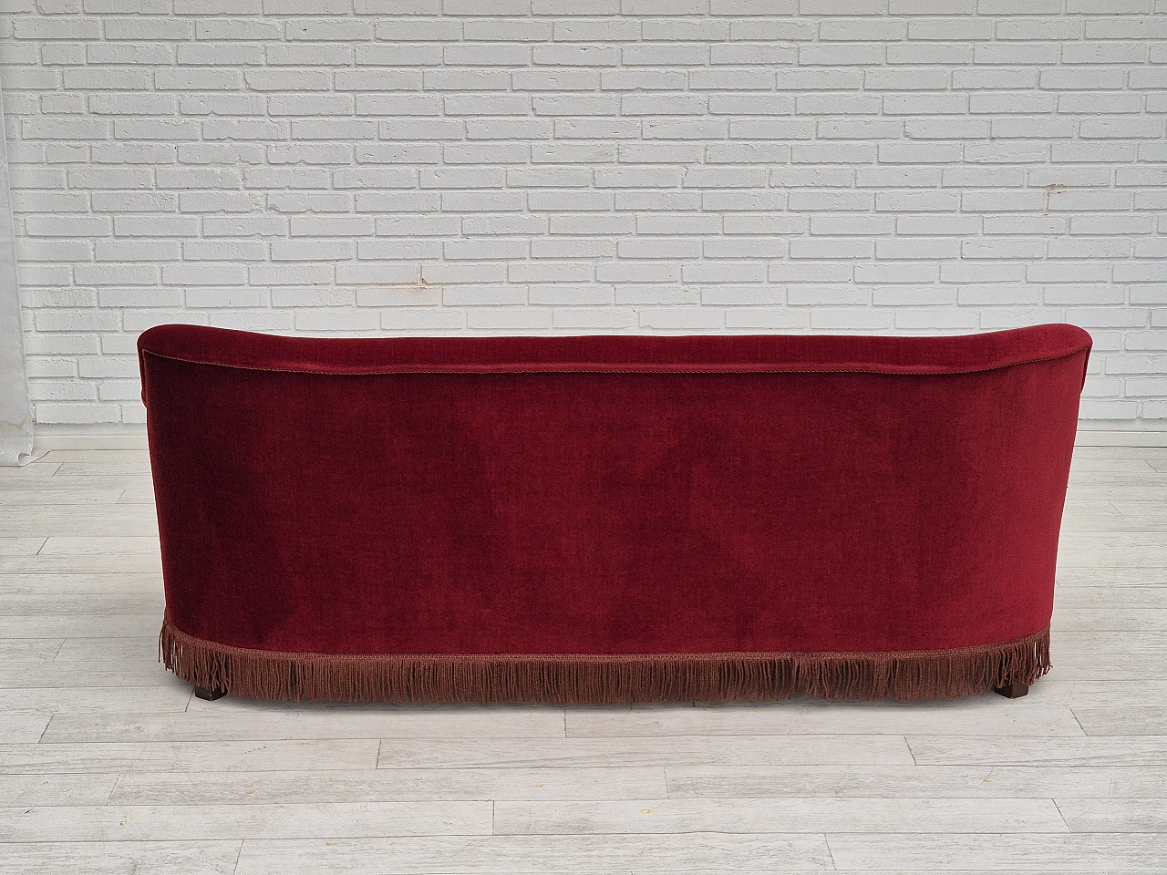 Danish three-seater cherry red velvet sofa, 1960s 7