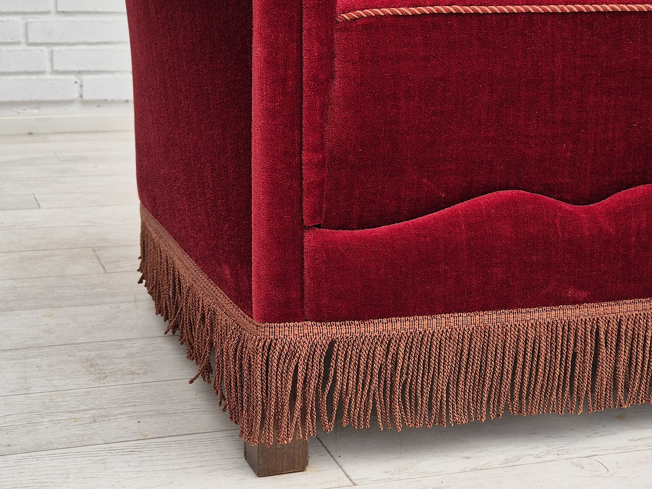 Danish three-seater cherry red velvet sofa, 1960s 12