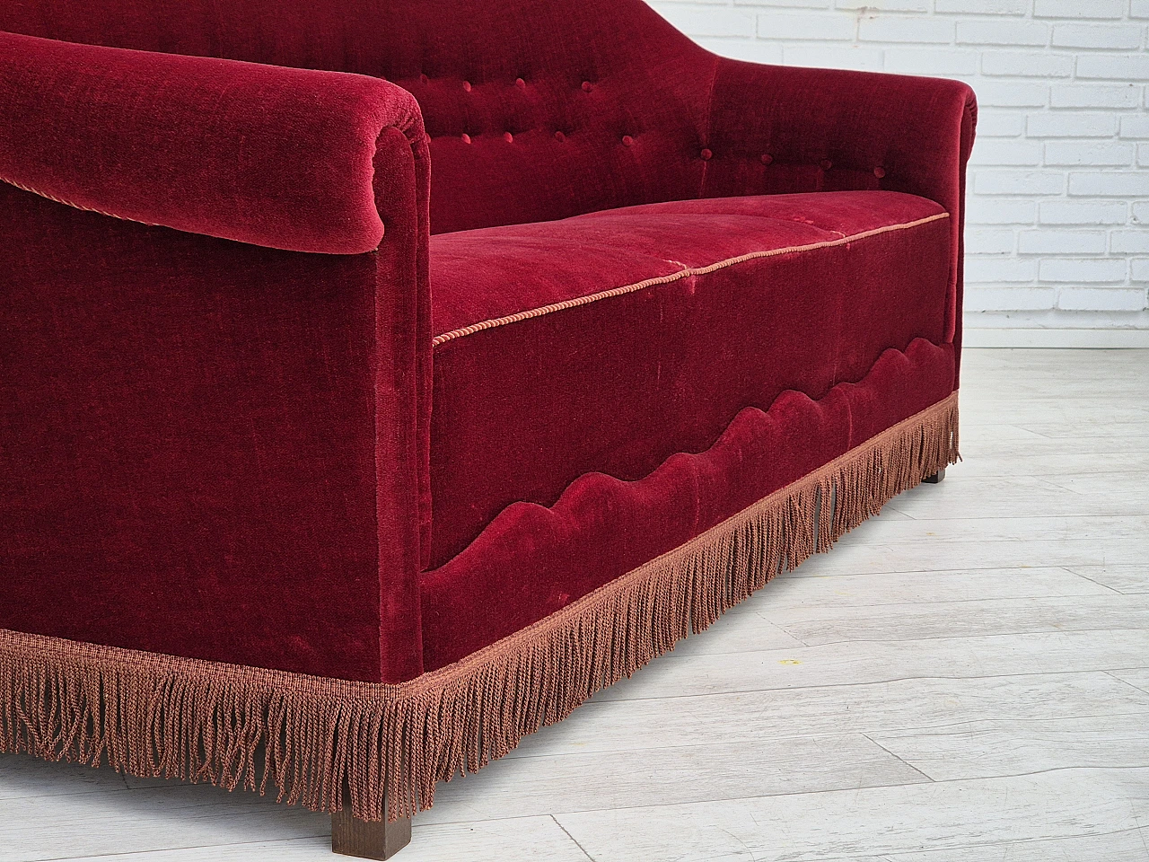 Danish three-seater cherry red velvet sofa, 1960s 13