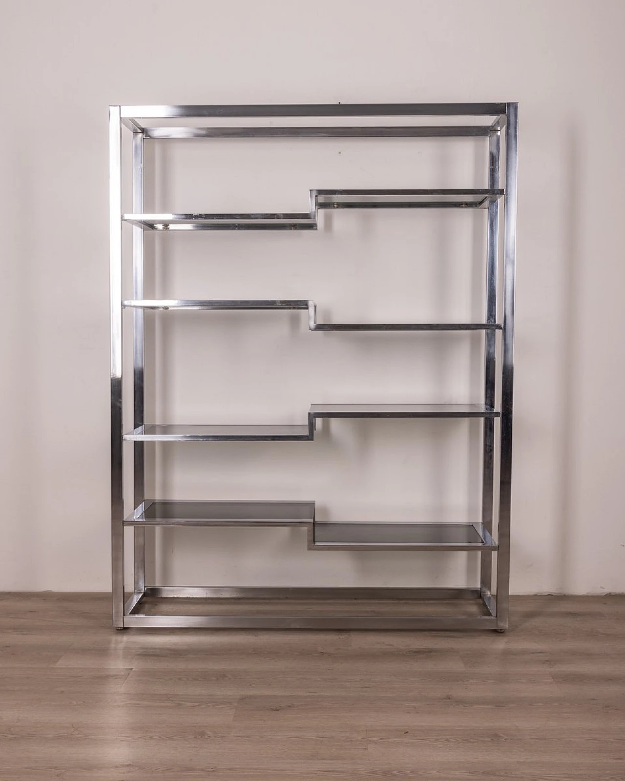Chrome-plated metal bookcase with blue glass shelves, 1970s 1