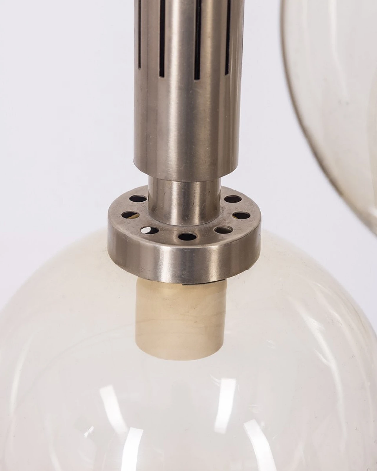 Lampadario a 3 luci in ottone dorato, metallo, legno e vetro, anni '60 4