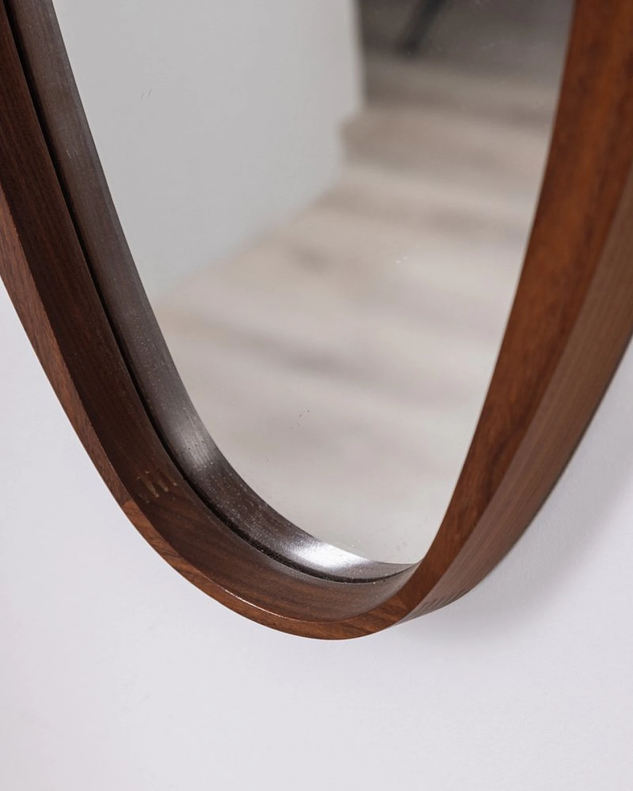 Oval mirror with wooden frame and rope, 1960s 5
