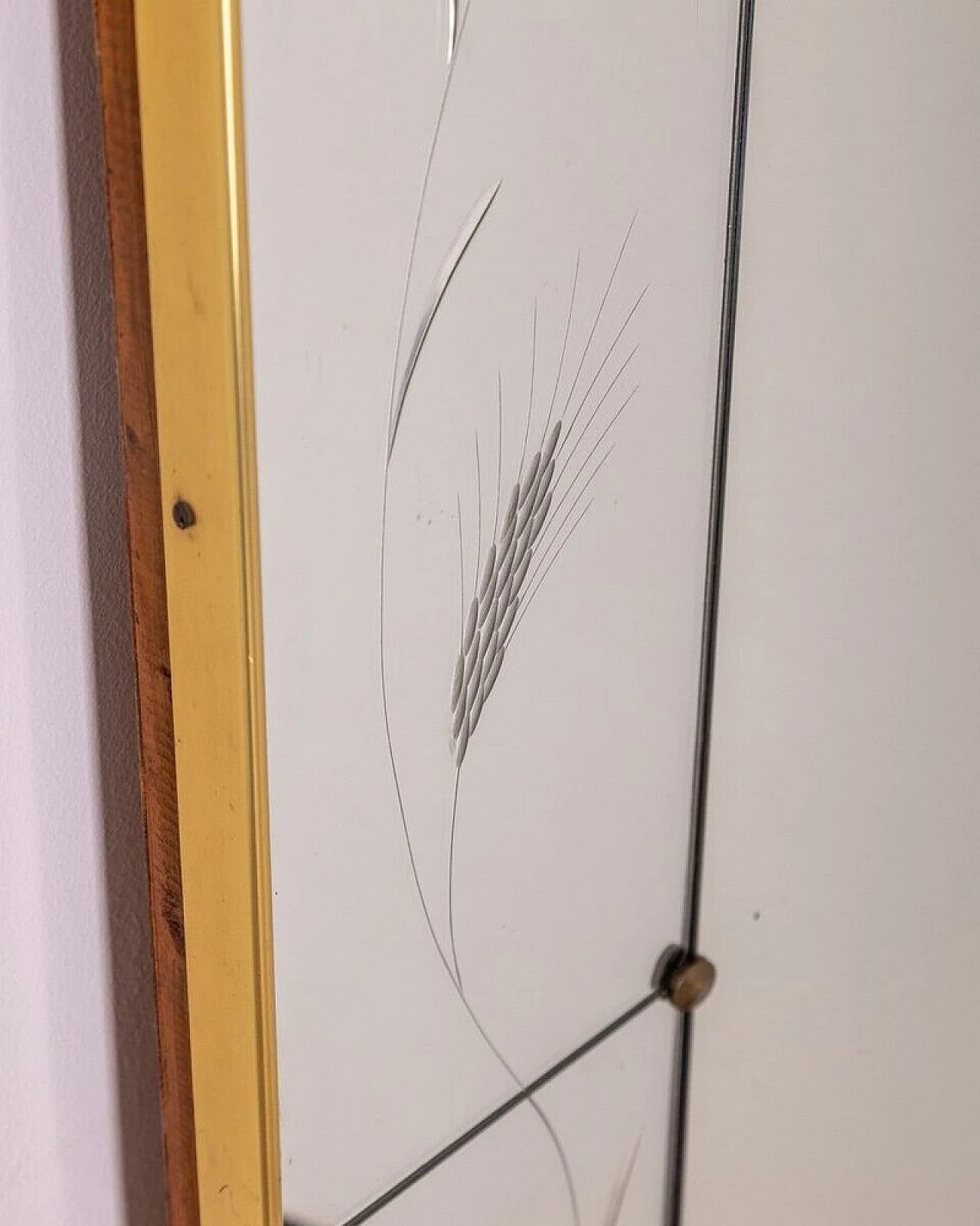 Specchio con appendiabiti in ottone e legno di Cristal Art, anni '50 2