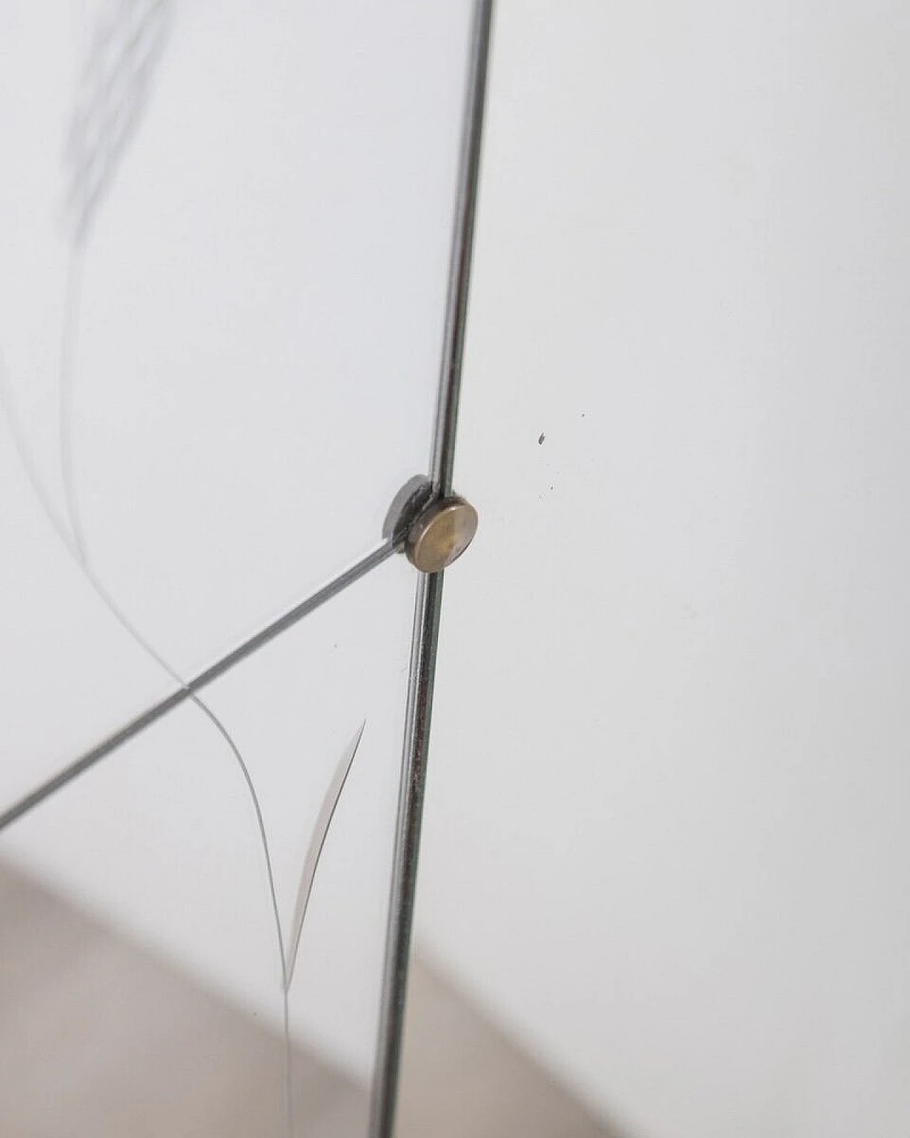 Specchio con appendiabiti in ottone e legno di Cristal Art, anni '50 6