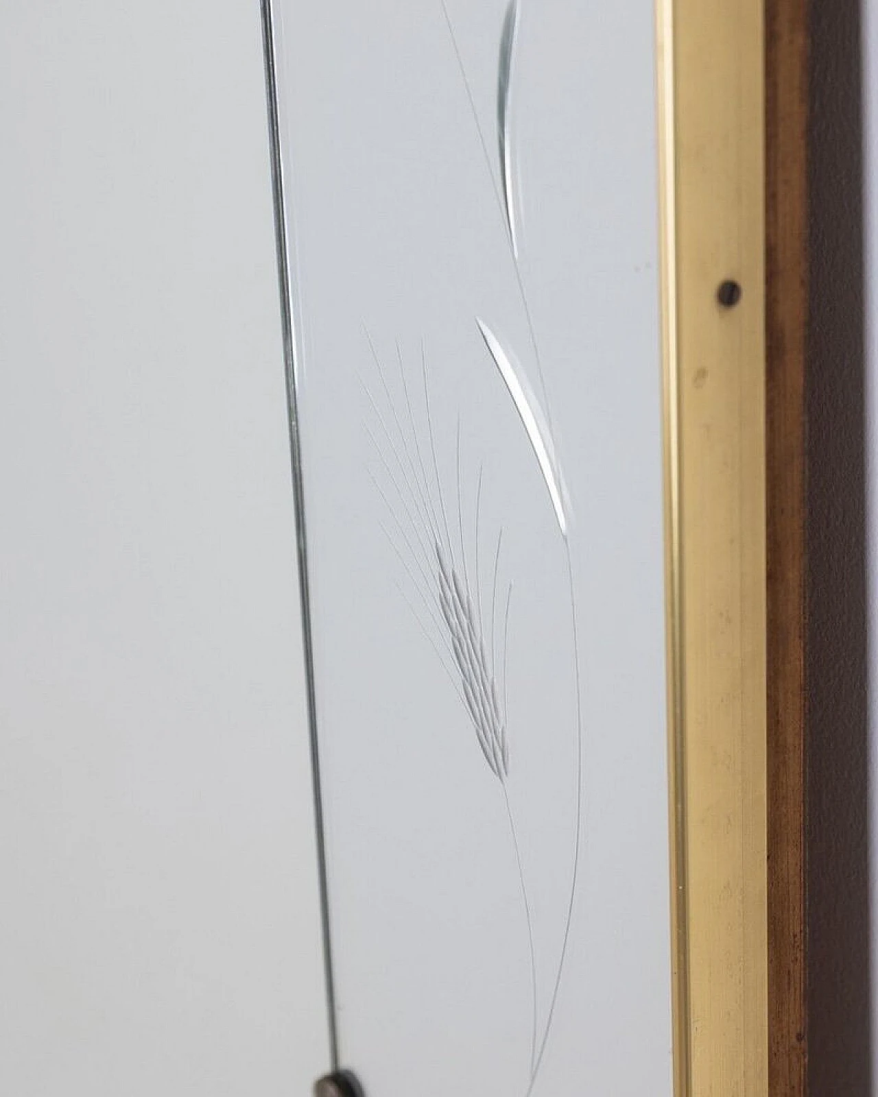 Specchio con appendiabiti in ottone e legno di Cristal Art, anni '50 8