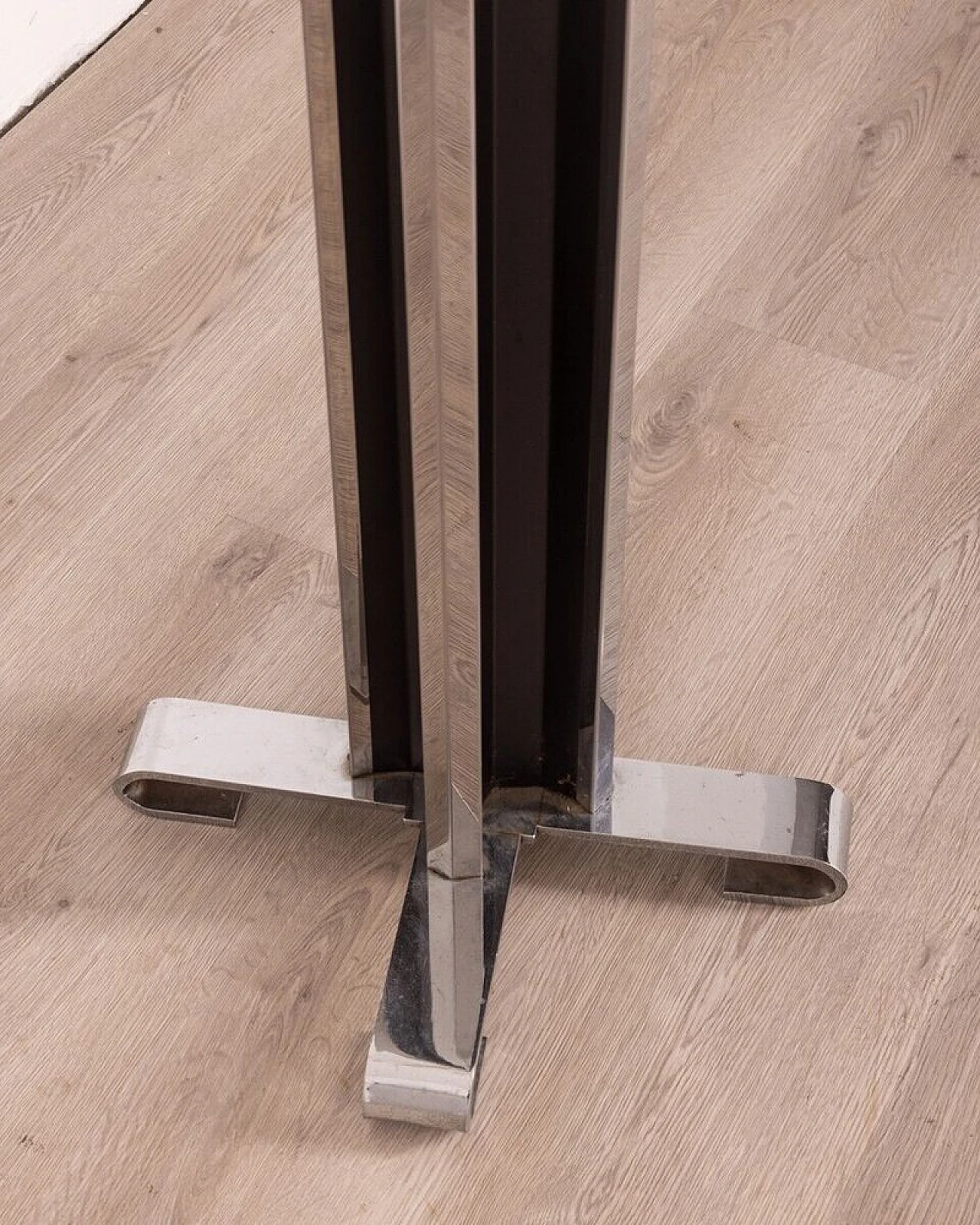 Chrome-plated metal & plastic coat rack with wooden hooks, 1970s 3