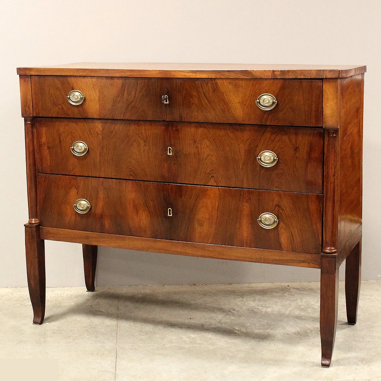 Directoire solid walnut dresser, second half of the 18th century 1