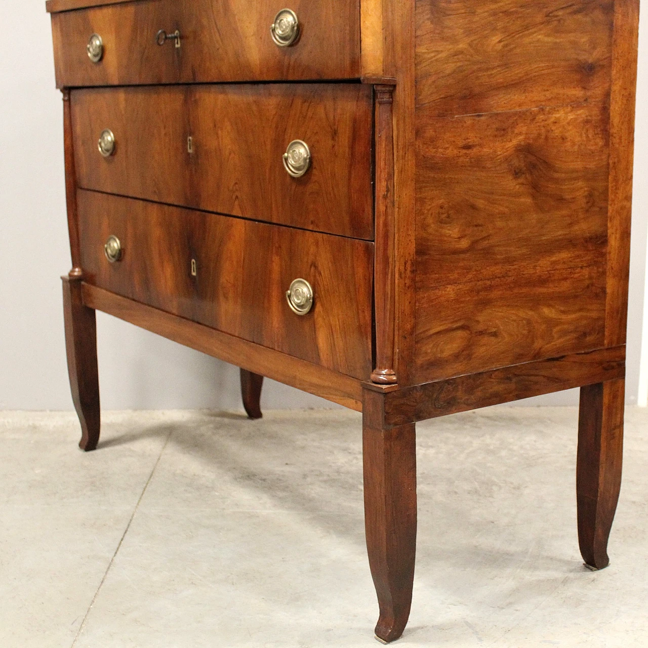 Directoire solid walnut dresser, second half of the 18th century 5