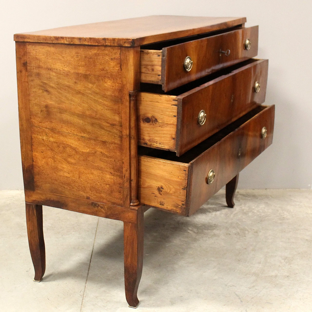Directoire solid walnut dresser, second half of the 18th century 10