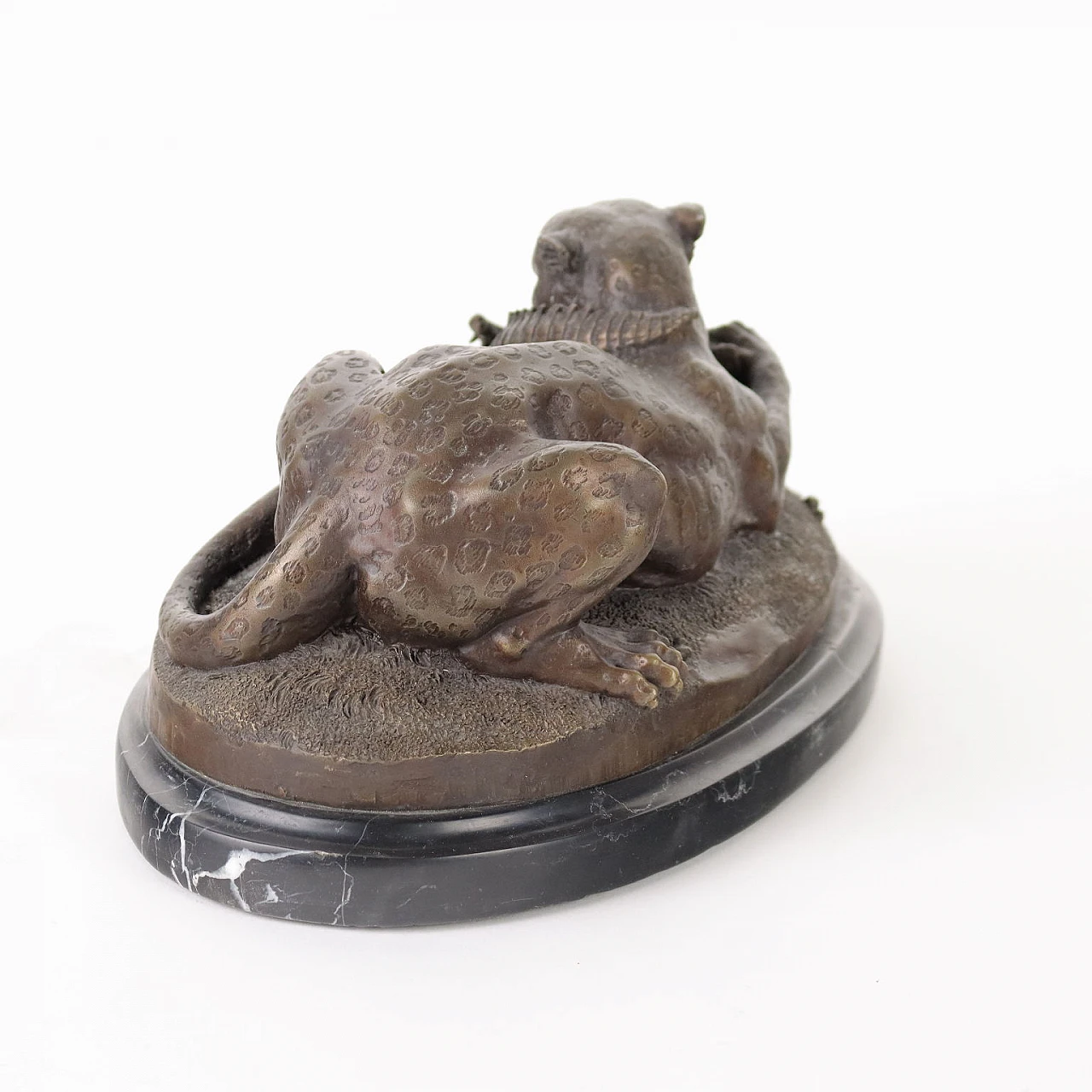 Bronze tiger and crocodile sculpture on marble base 7