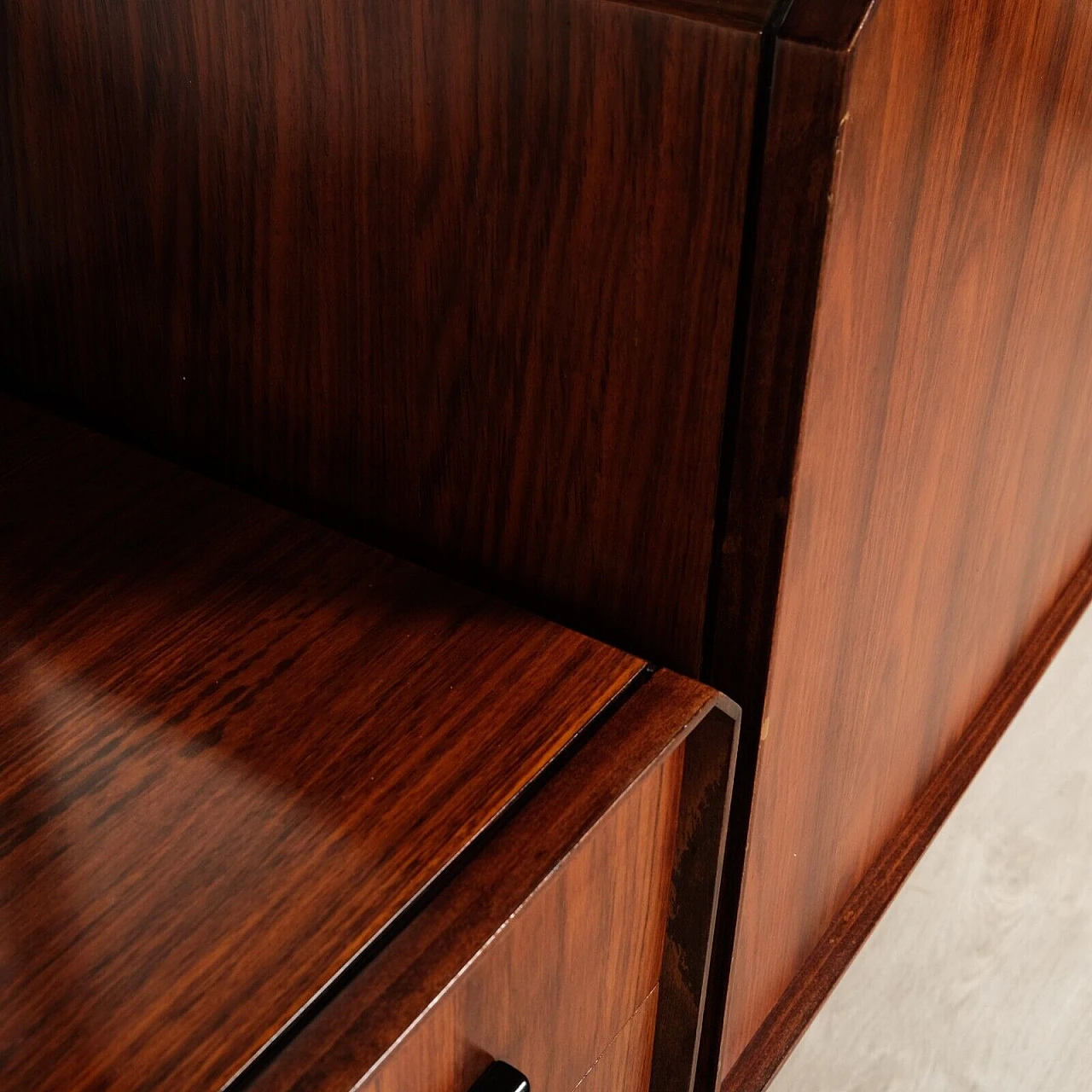 Libreria in palissandro e ferro, anni '60 19