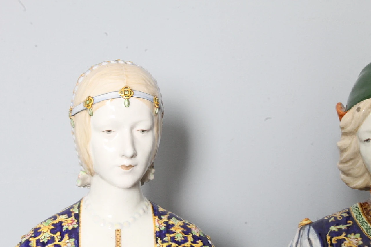 Coppia di busti in maiolica di Minghetti Bologna, inizio '900 4