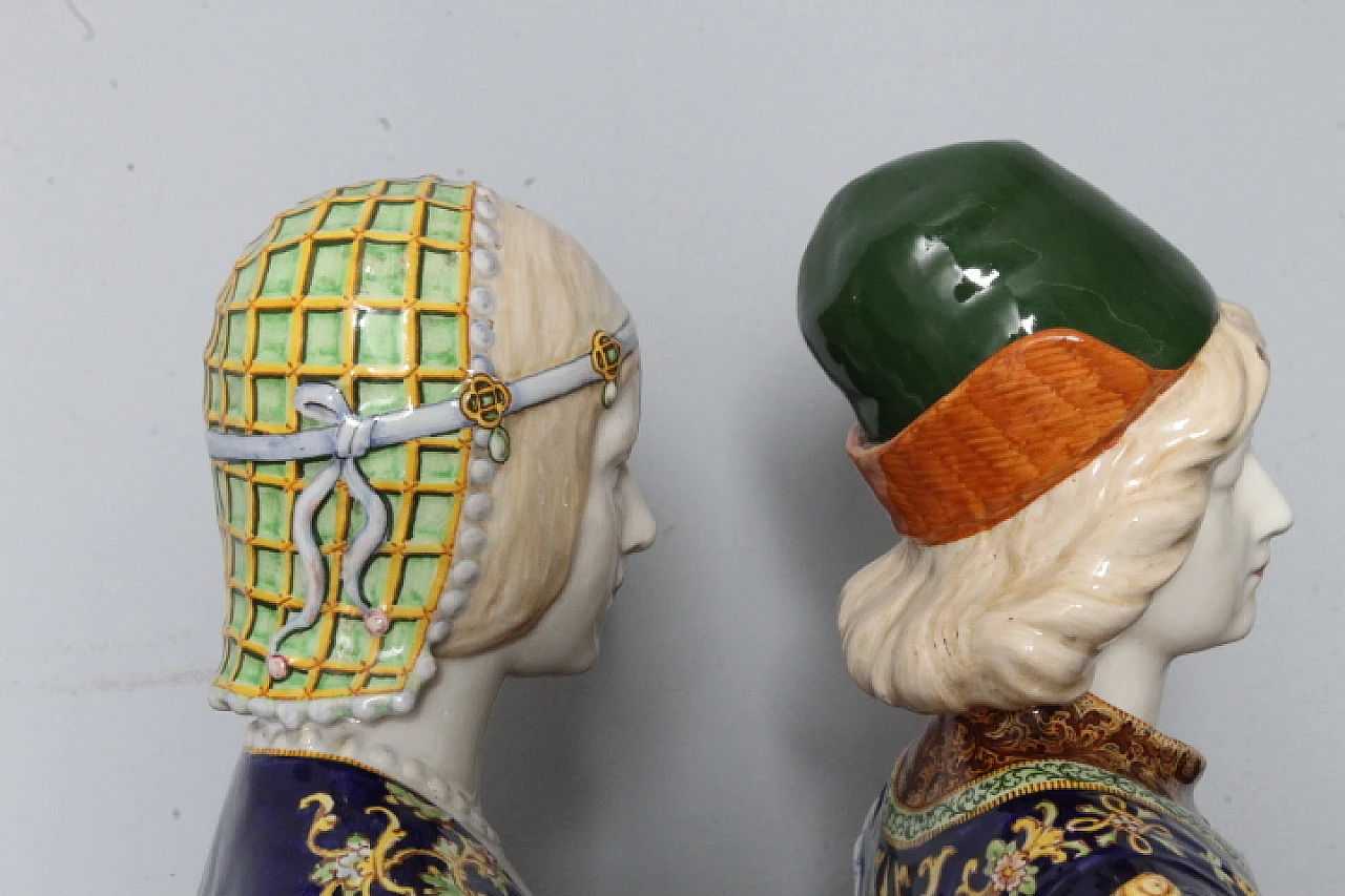 Coppia di busti in maiolica di Minghetti Bologna, inizio '900 10