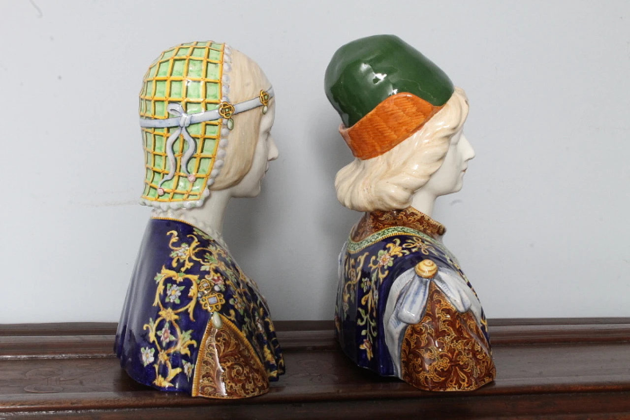 Coppia di busti in maiolica di Minghetti Bologna, inizio '900 12