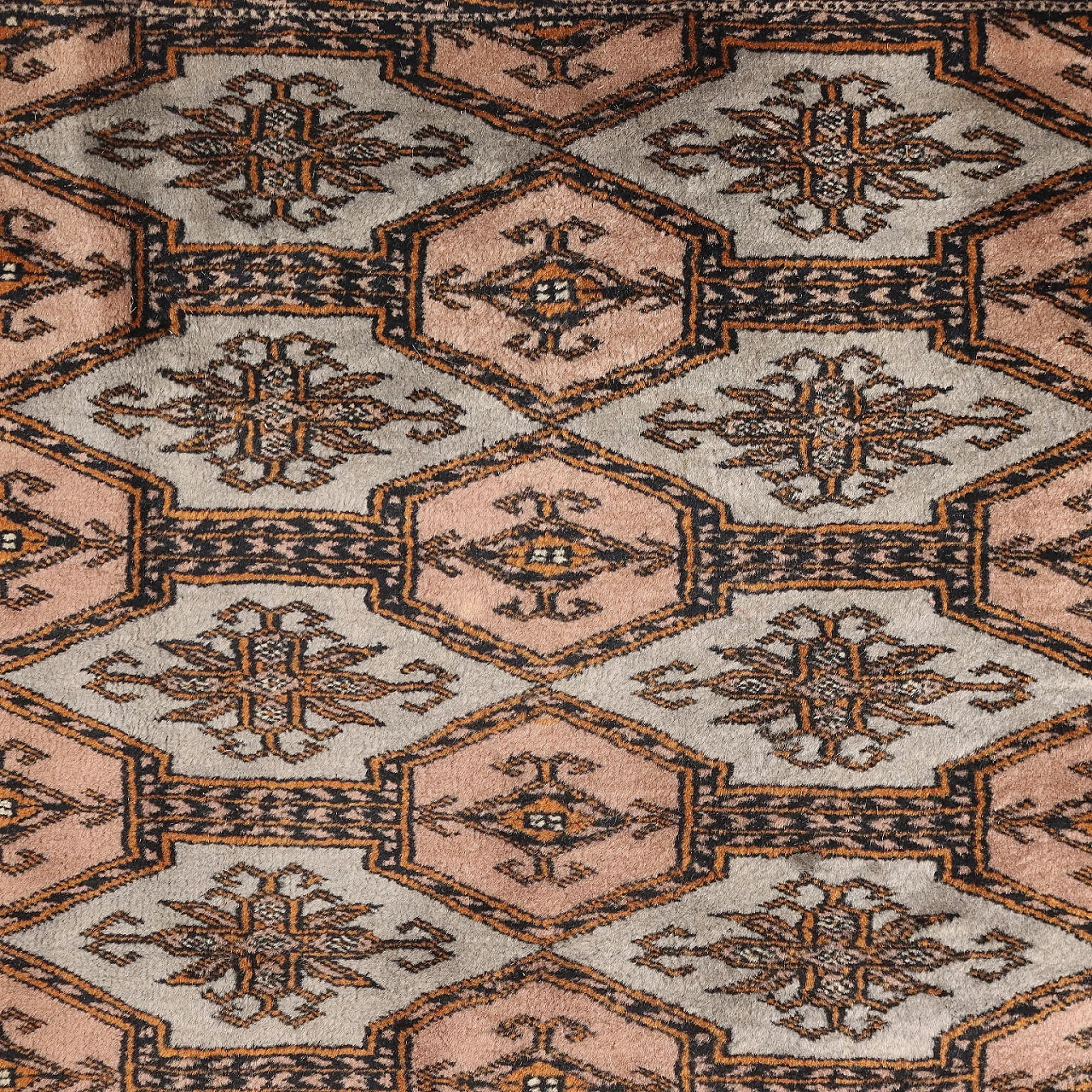 Pakistani Bukhara rug in wool and cotton 3