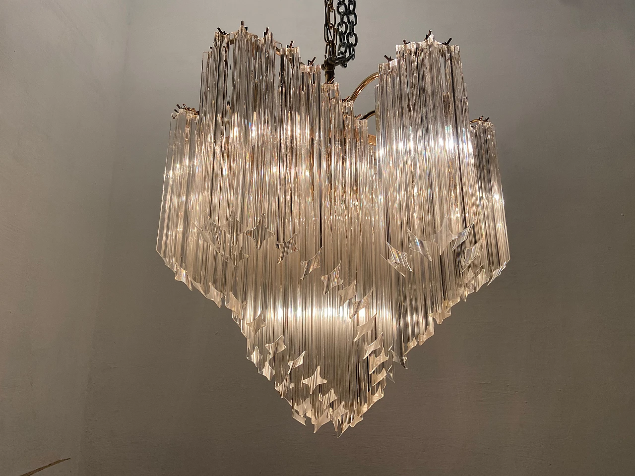 Pair of Prisma Trilobi Murano glass chandeliers, 1970s 12