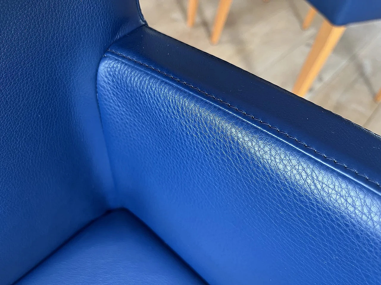 4 Liz blue grained leather armchairs by Poltorna Frau 4