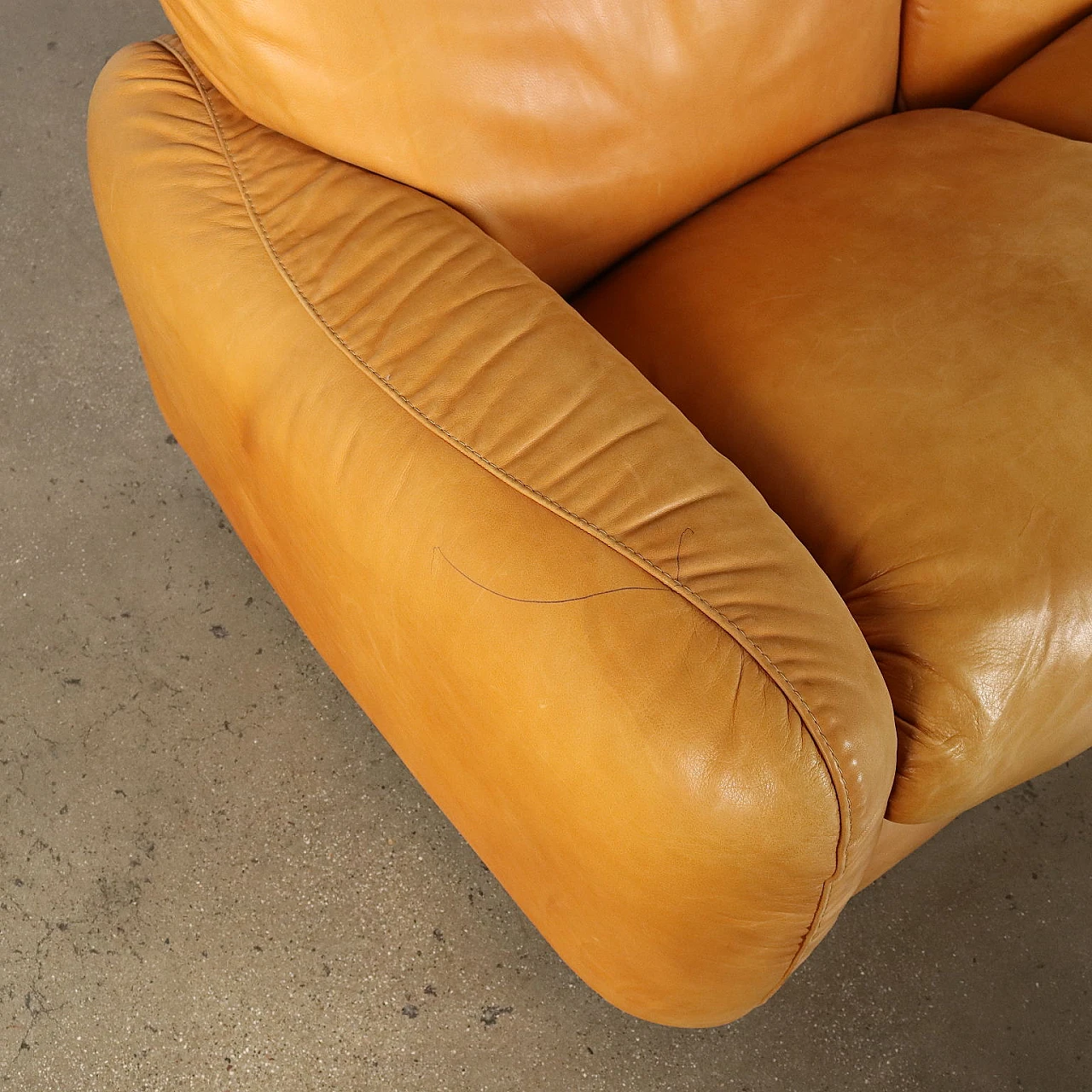 Divano Piumotto a tre posti in pelle di Arrigo Arrighi per Busnelli, anni '80 6