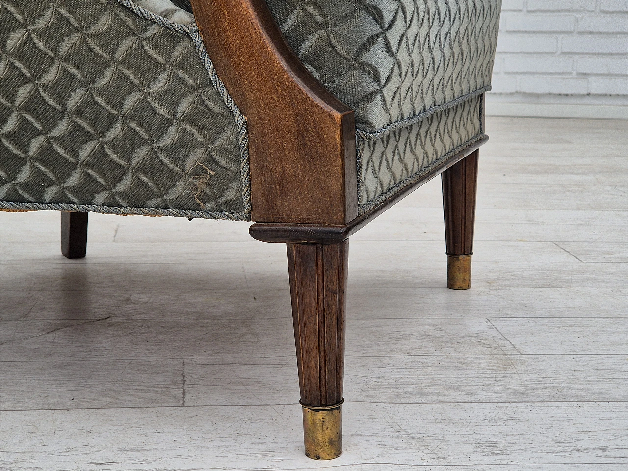 Poltrona danese in faggio e velluto, anni '60 8