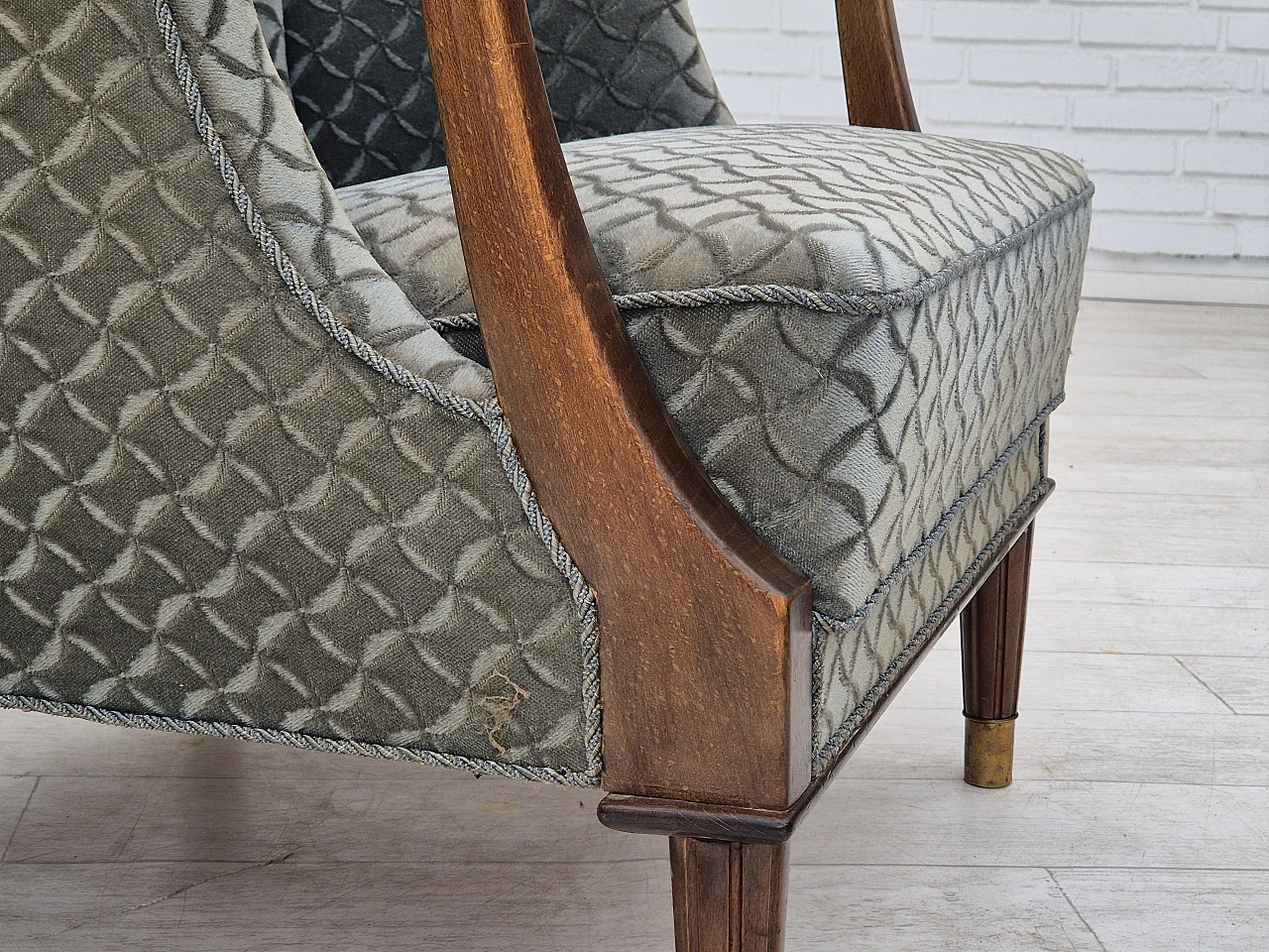 Poltrona danese in faggio e velluto, anni '60 9