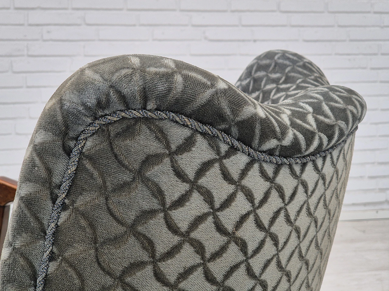 Poltrona danese in faggio e velluto, anni '60 13