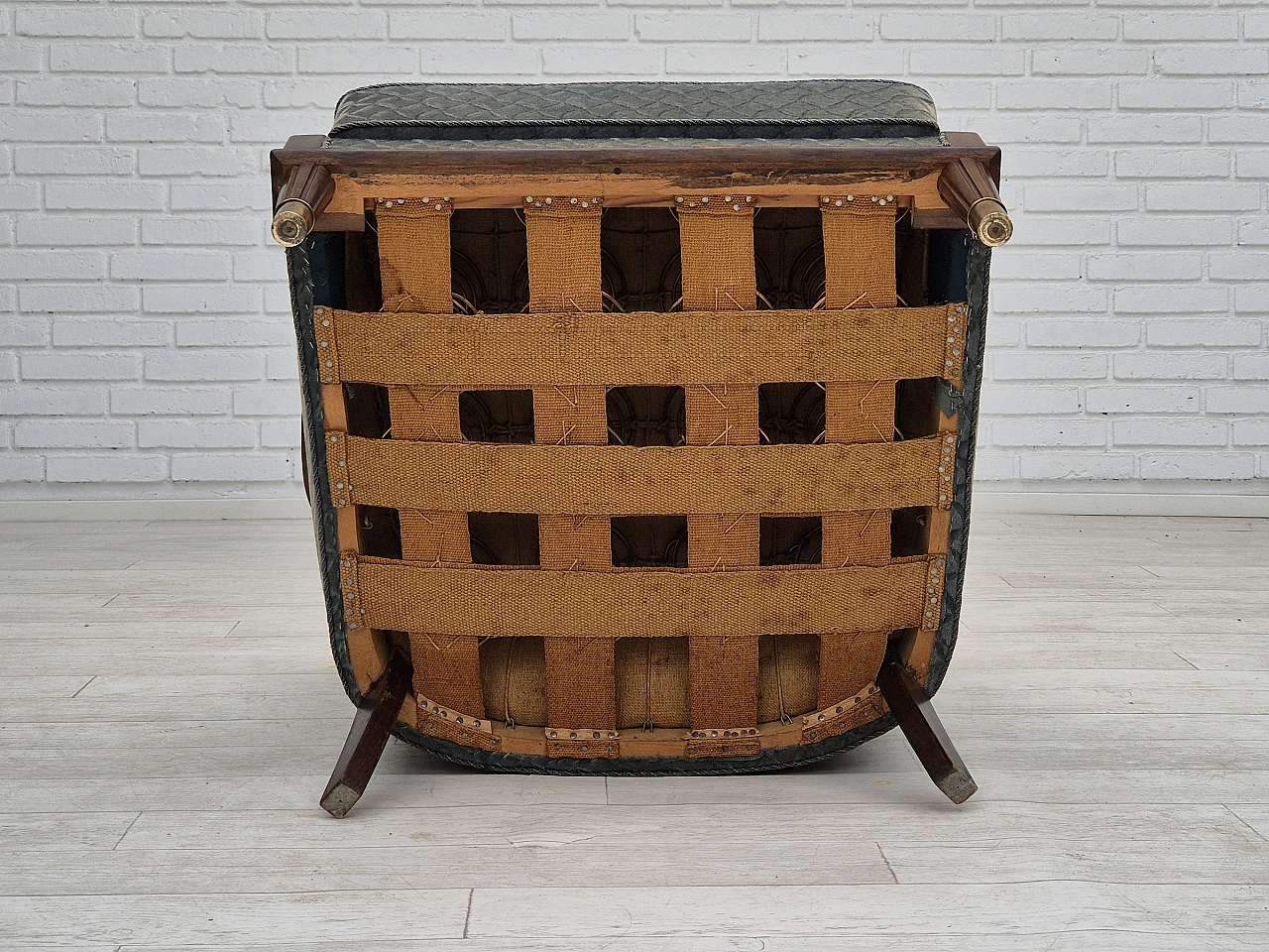 Poltrona danese in faggio e velluto, anni '60 17