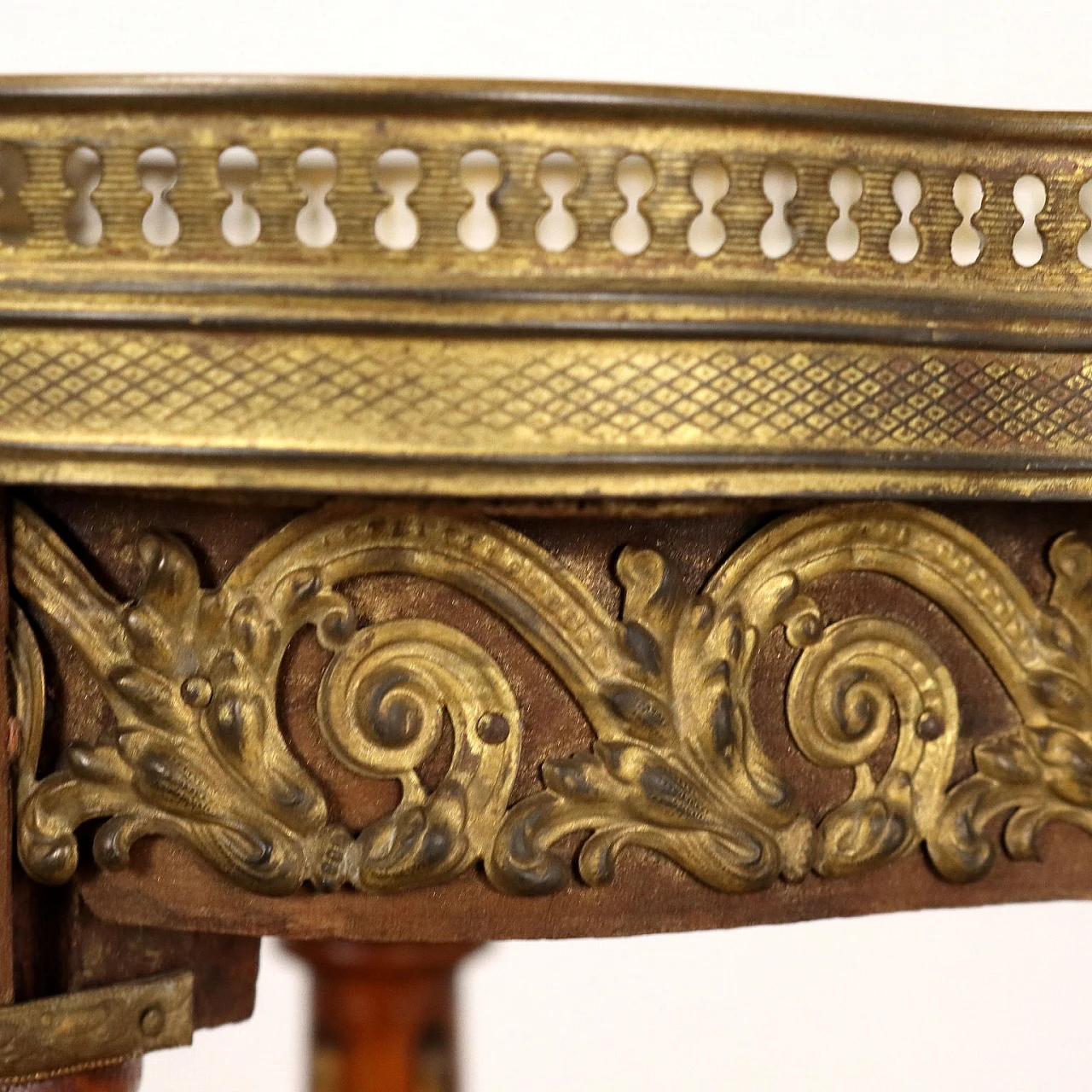 Wooden gueridon with saber feet, marble top & gilded sheet metal 5