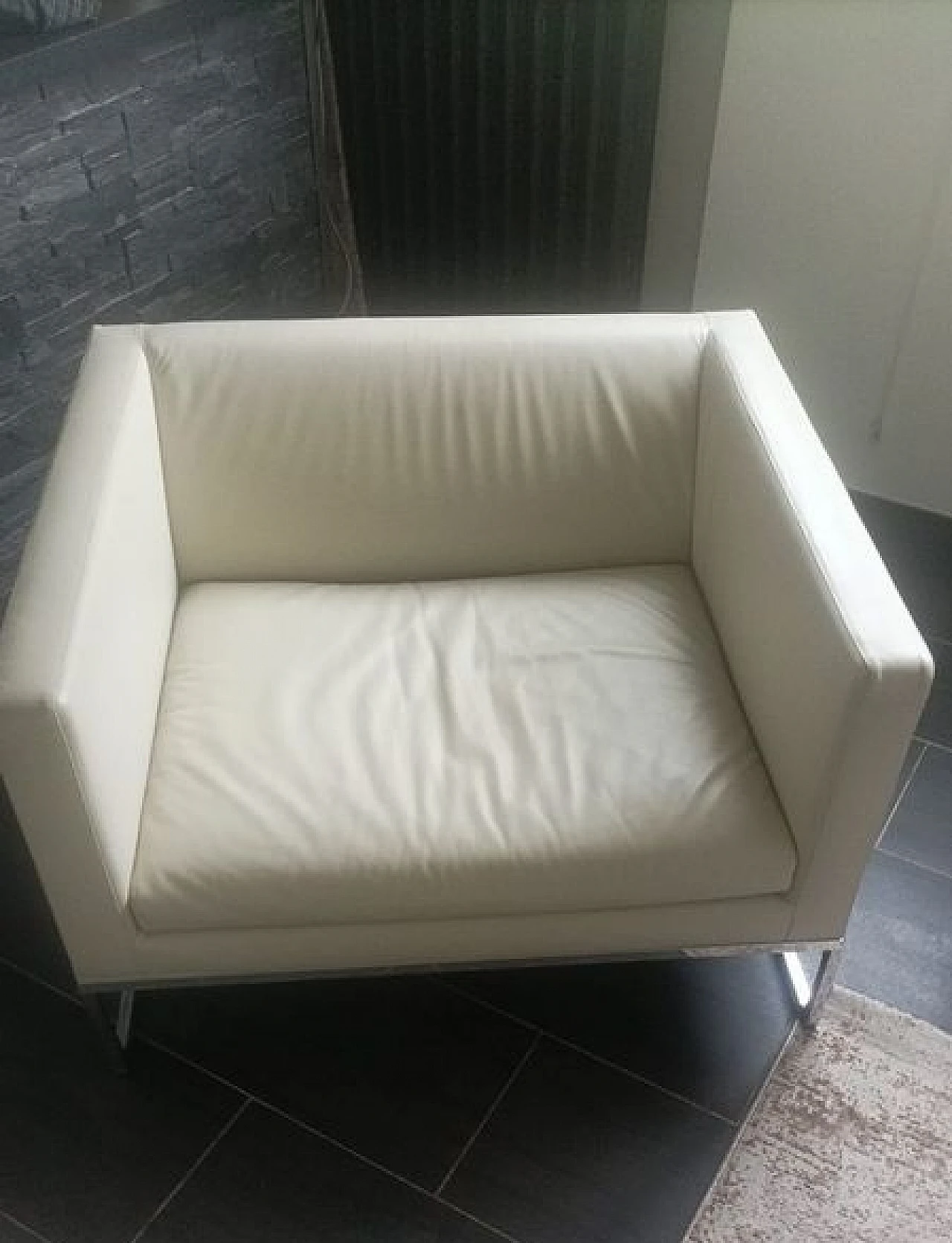 3 Poltrone Tight in pelle di Antonio Citterio per B&B Italia 1