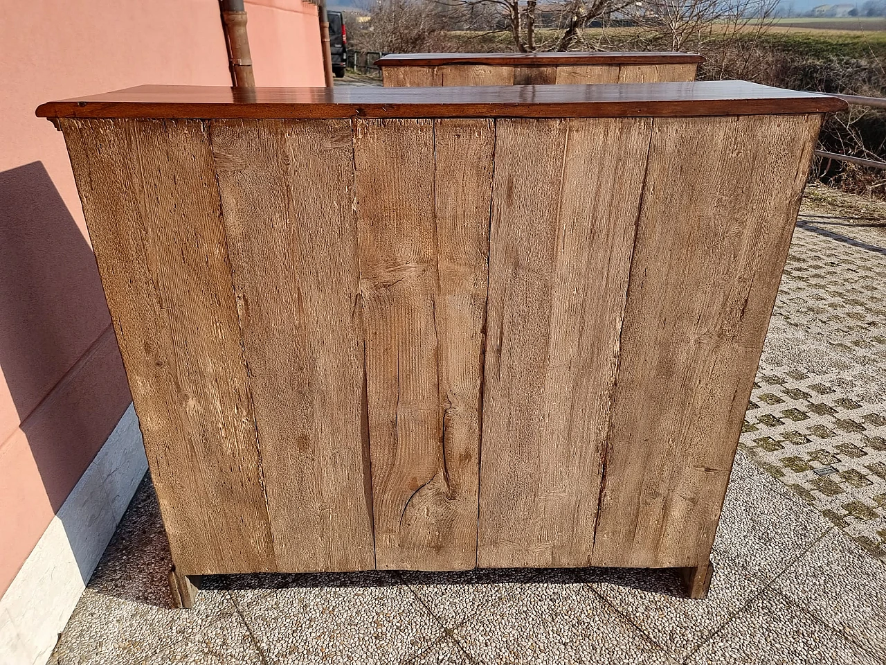 Coppia di Credenze in noce e abete a due ante, '600 8