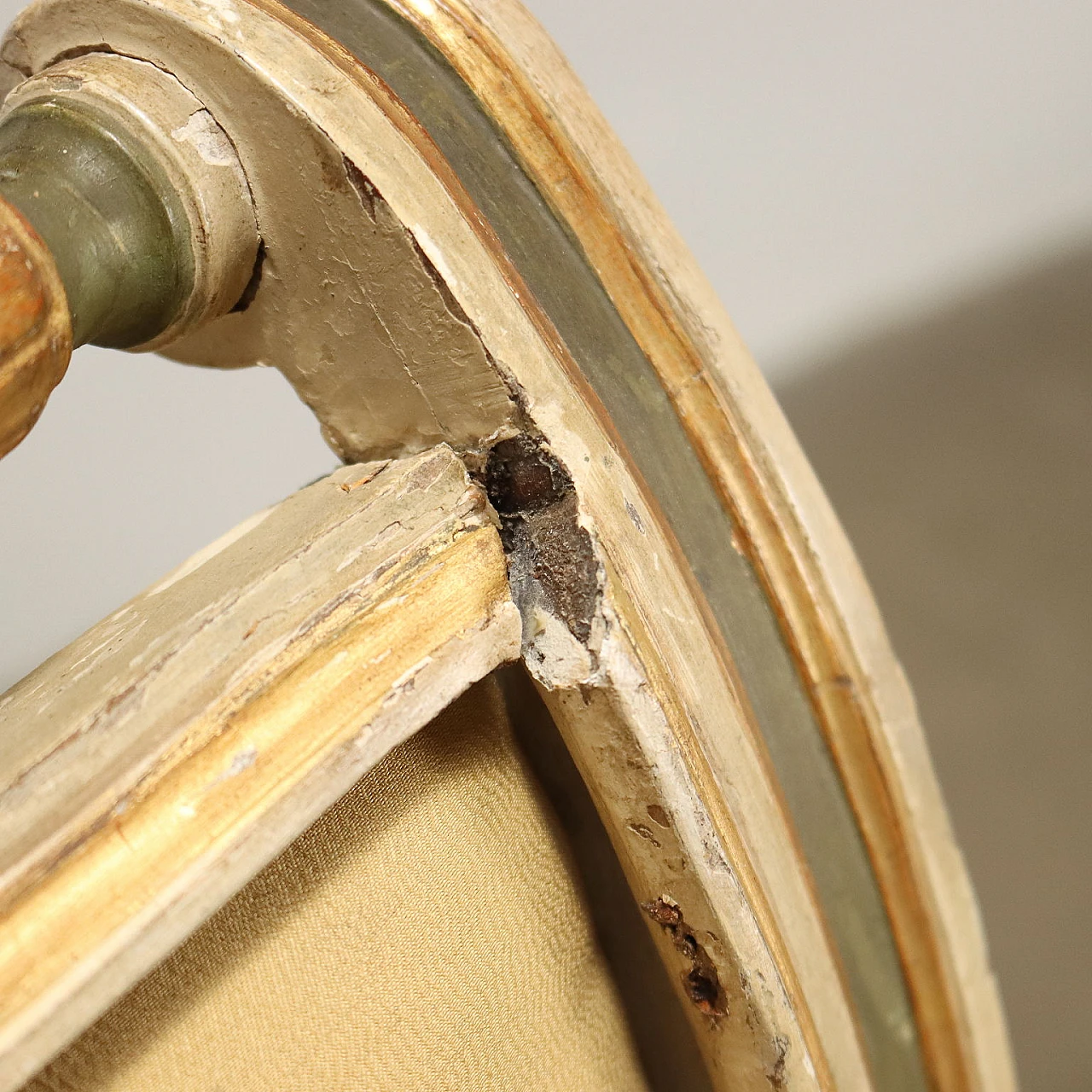 Coppia di sedie Impero in legno laccato e dorato, '800 6