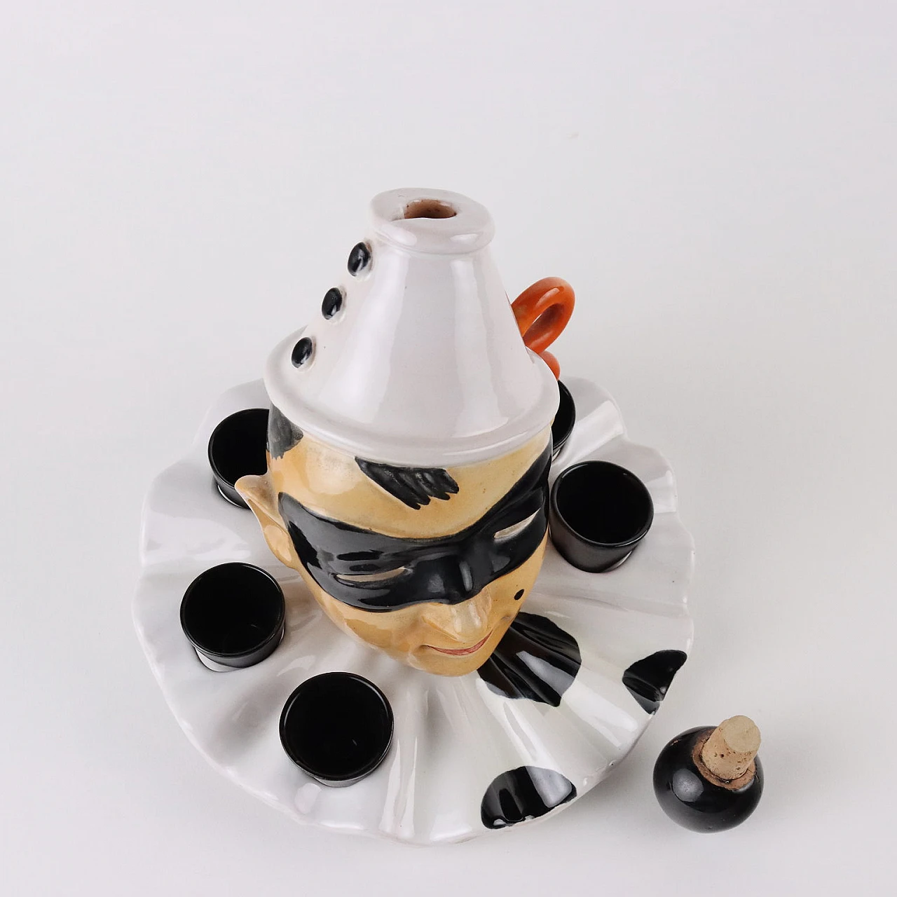 Servizio da liquore in ceramica con testa di Pierrot di Pucci Umbertide 6