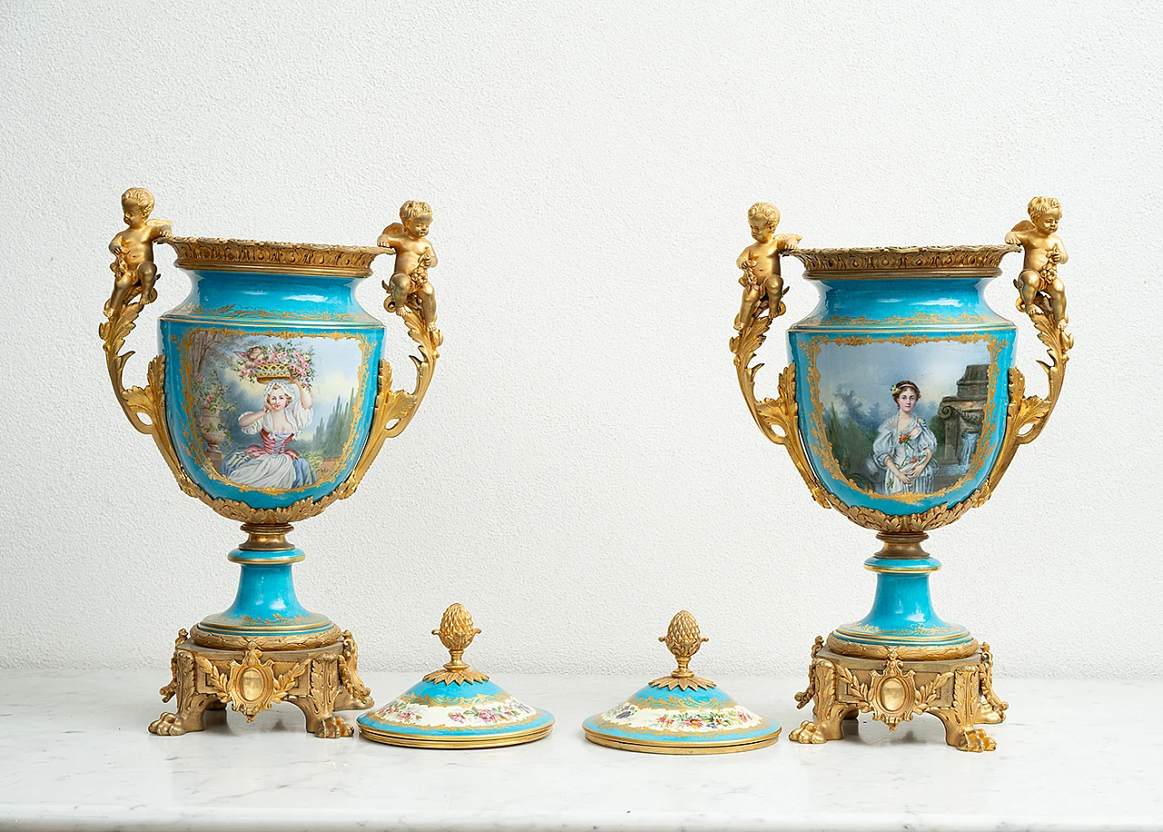 Coppia di vasi Napoleone III in porcellana di Sèvres e bronzo, '800 3