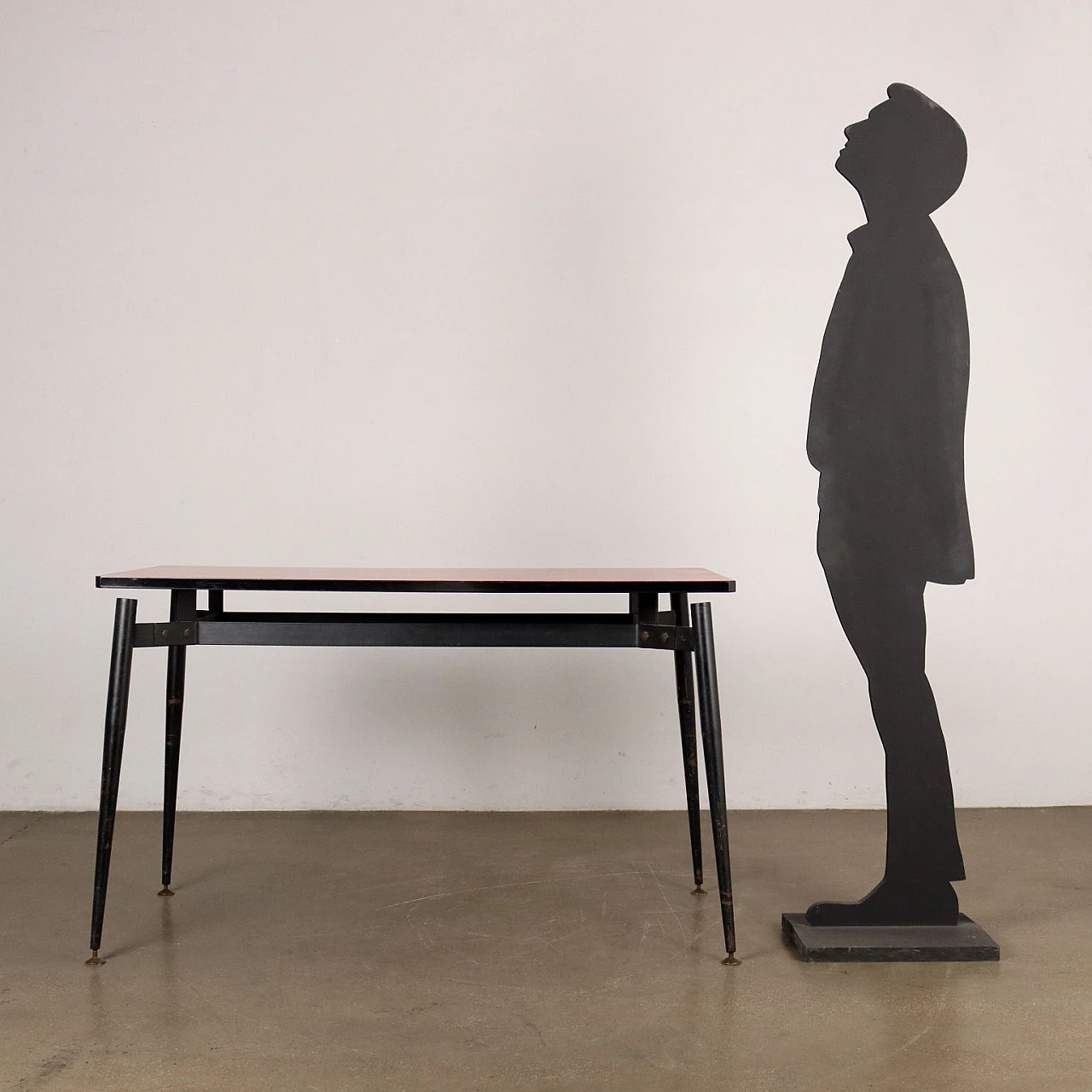 Table in enamelled metal and red formica top, 1950s 2