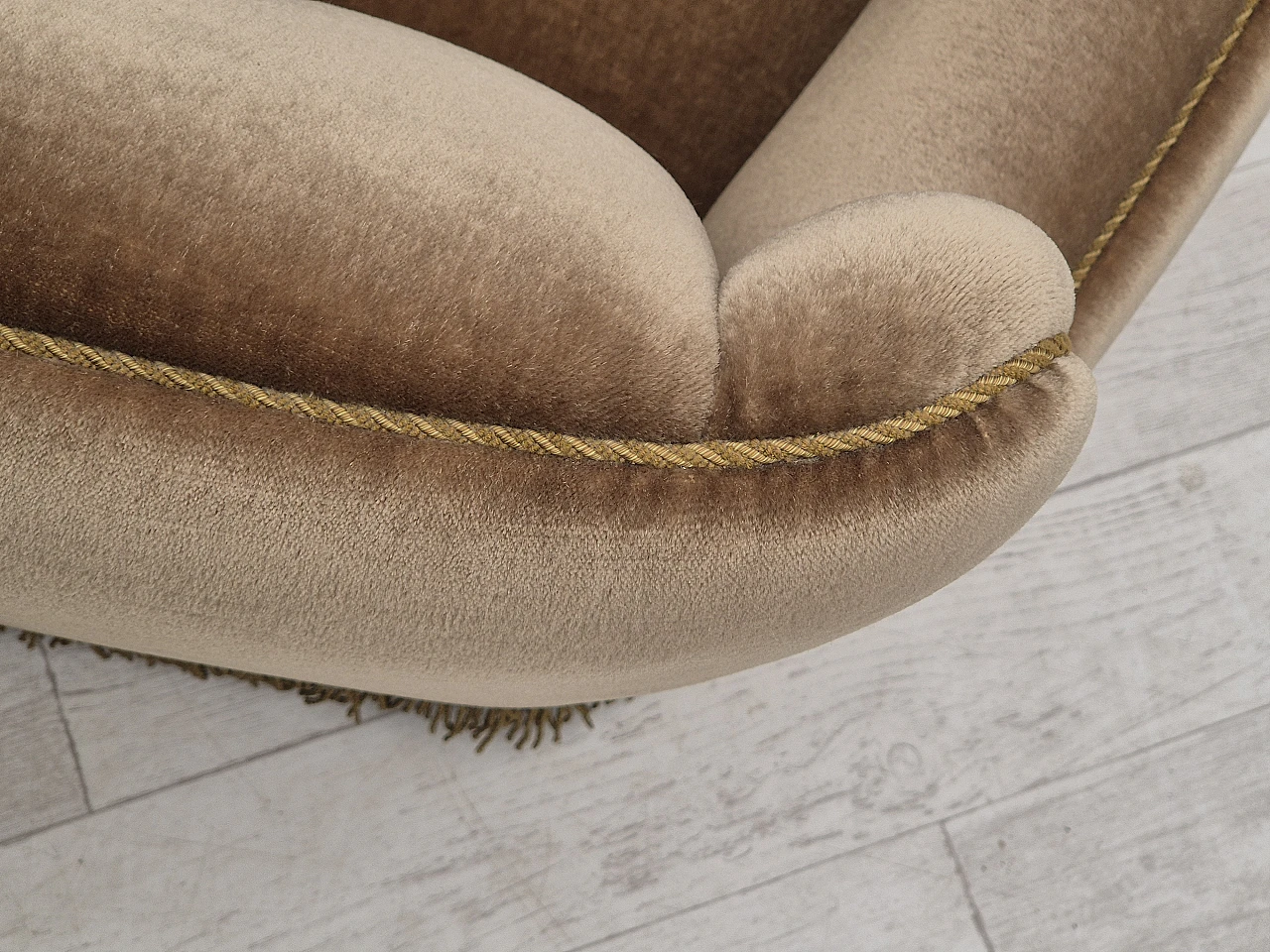 Danish three-seater light green velvet and beech sofa, 1970s 7