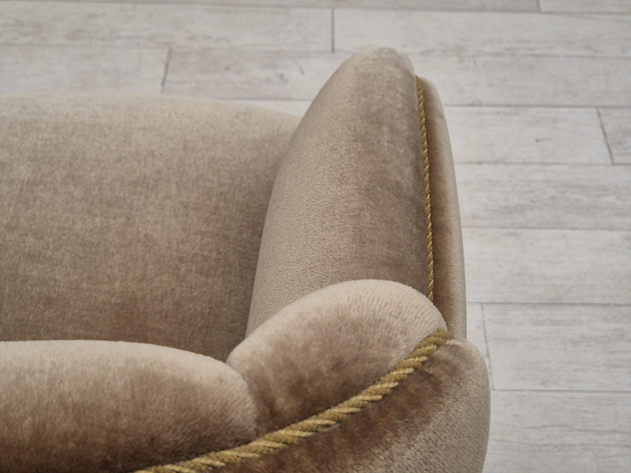 Danish three-seater light green velvet and beech sofa, 1970s 8